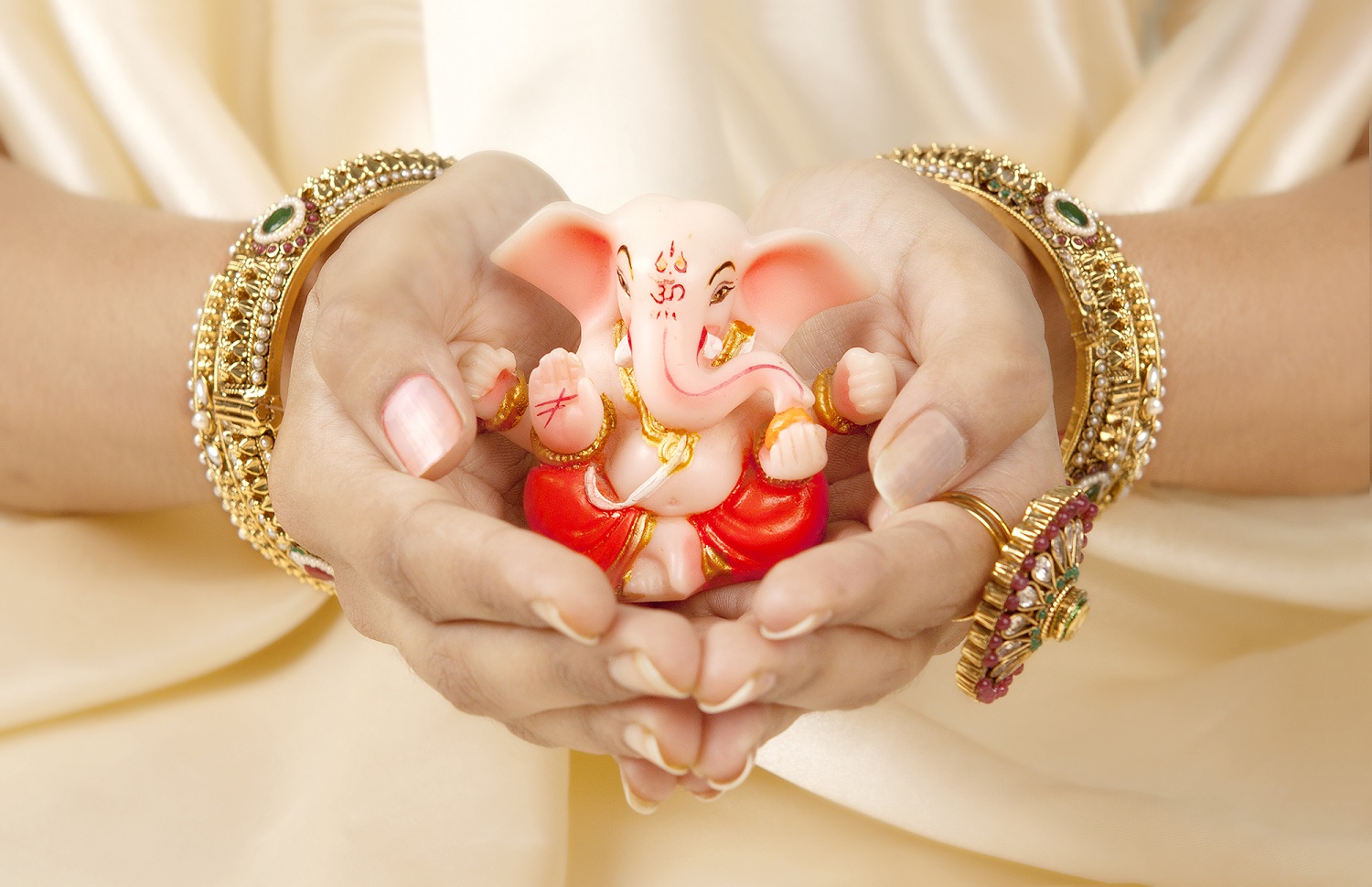 Hd Happy Ganesh Chaturthi Images, Photos, Wallpapers, - Ganpati Images For Dp , HD Wallpaper & Backgrounds