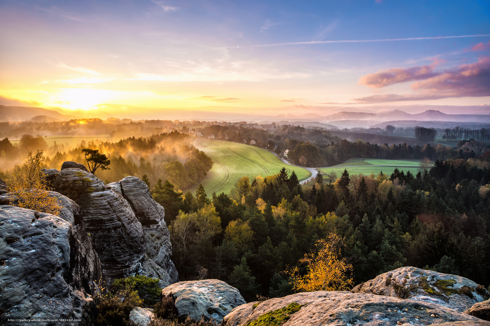 Download Wallpaper Daybreak, Rocks, Outlook Free Desktop - High Resolution Mountain Forest , HD Wallpaper & Backgrounds