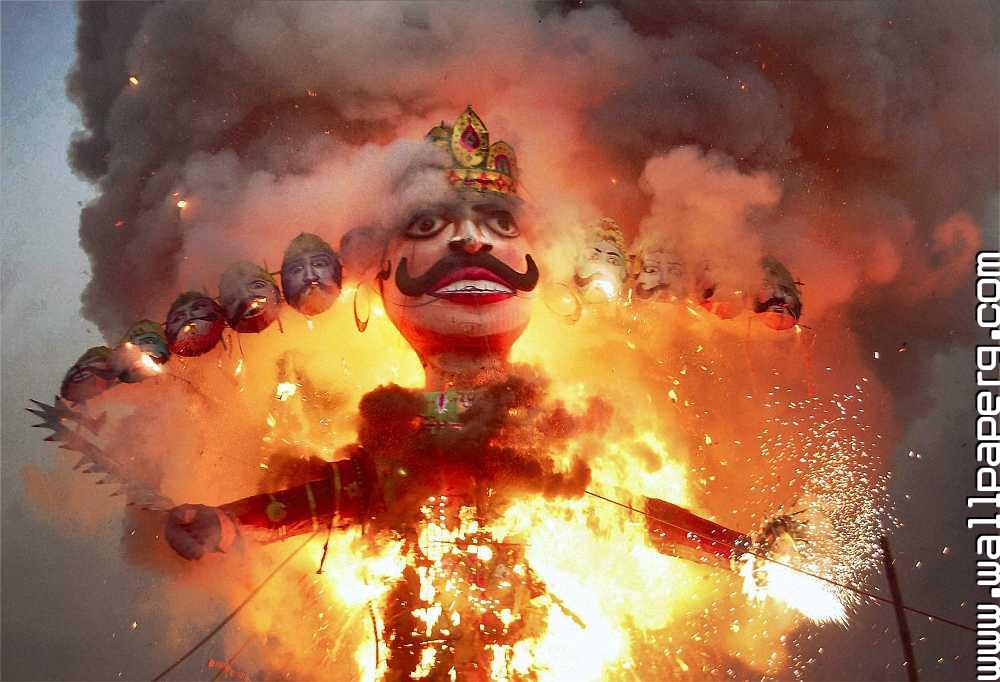 Download Ravan Burned By Ram Wallpaper For Mobile Cell - Ravan Dahan , HD Wallpaper & Backgrounds