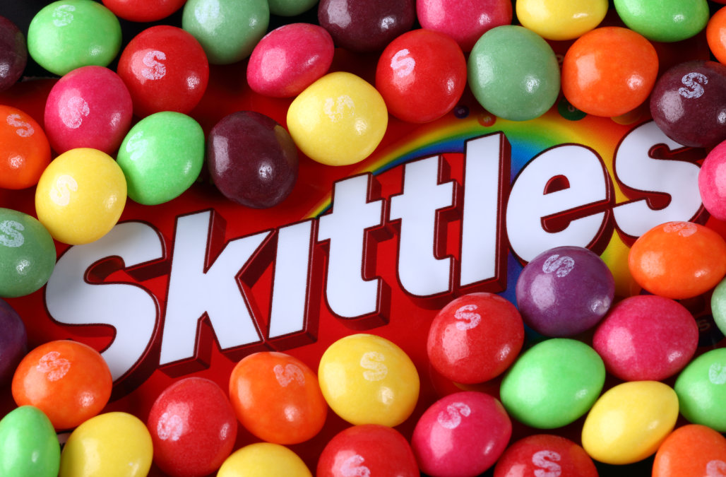 Skittles Ditches Iconic Rainbow Colors For Important - American Gummy Candy American Candys , HD Wallpaper & Backgrounds