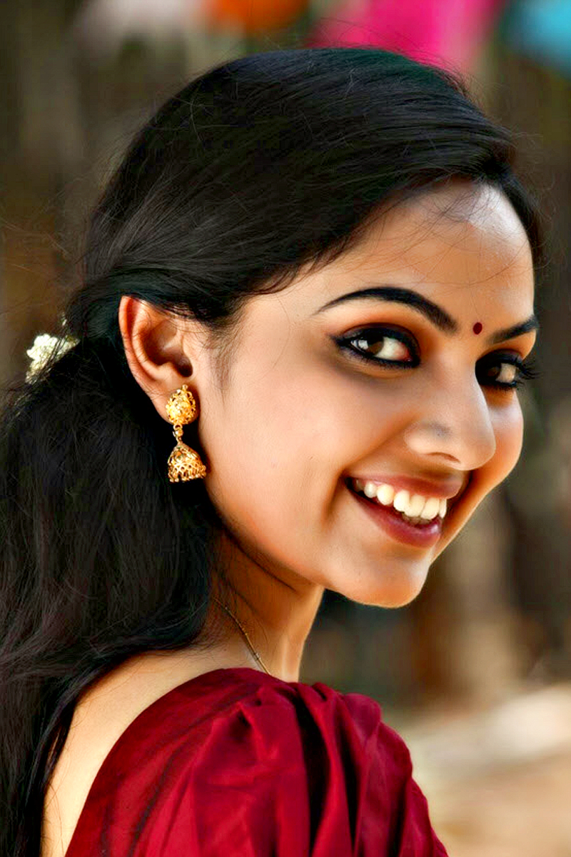 Malayalam Actress Samvrutha's Hd Photos Gallery , HD Wallpaper & Backgrounds
