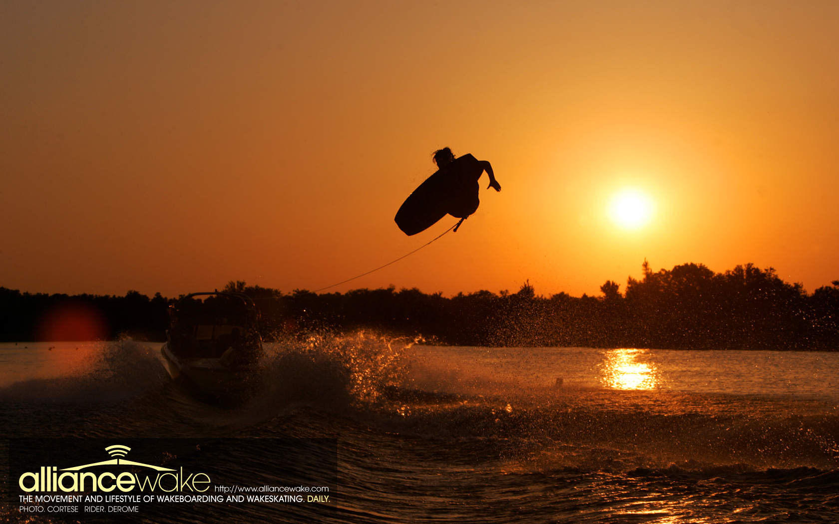 Download 1040 X - Wakeboard Backgrounds , HD Wallpaper & Backgrounds