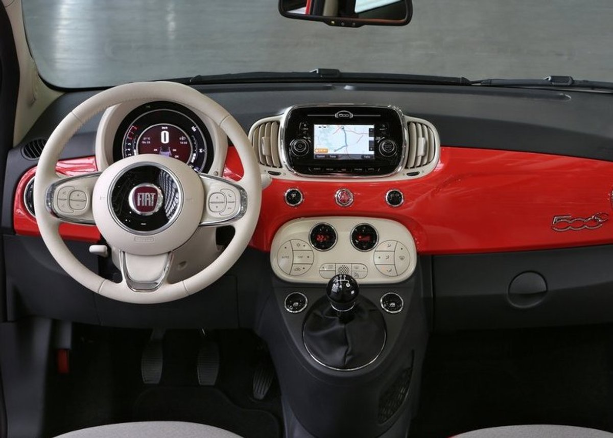 Fiat 500 2016 Wallpaper 22 - Fiat 500 2015 Red , HD Wallpaper & Backgrounds