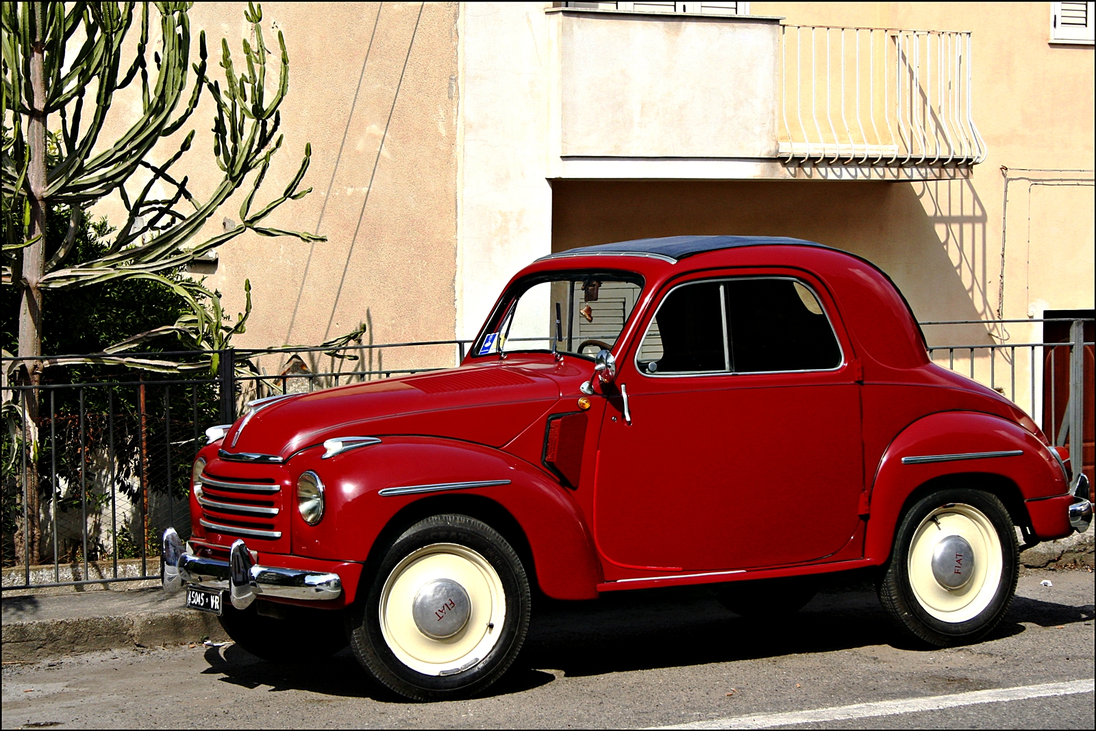 1600 X - Fiat 500 Topolino Car , HD Wallpaper & Backgrounds