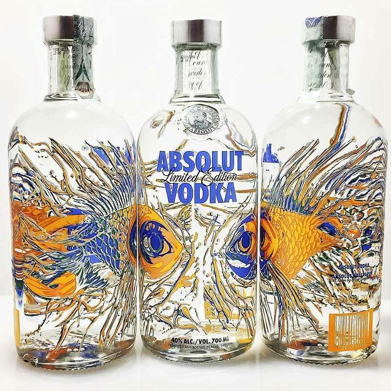 Absolut Vodka Wallpaper - Glass Bottle , HD Wallpaper & Backgrounds
