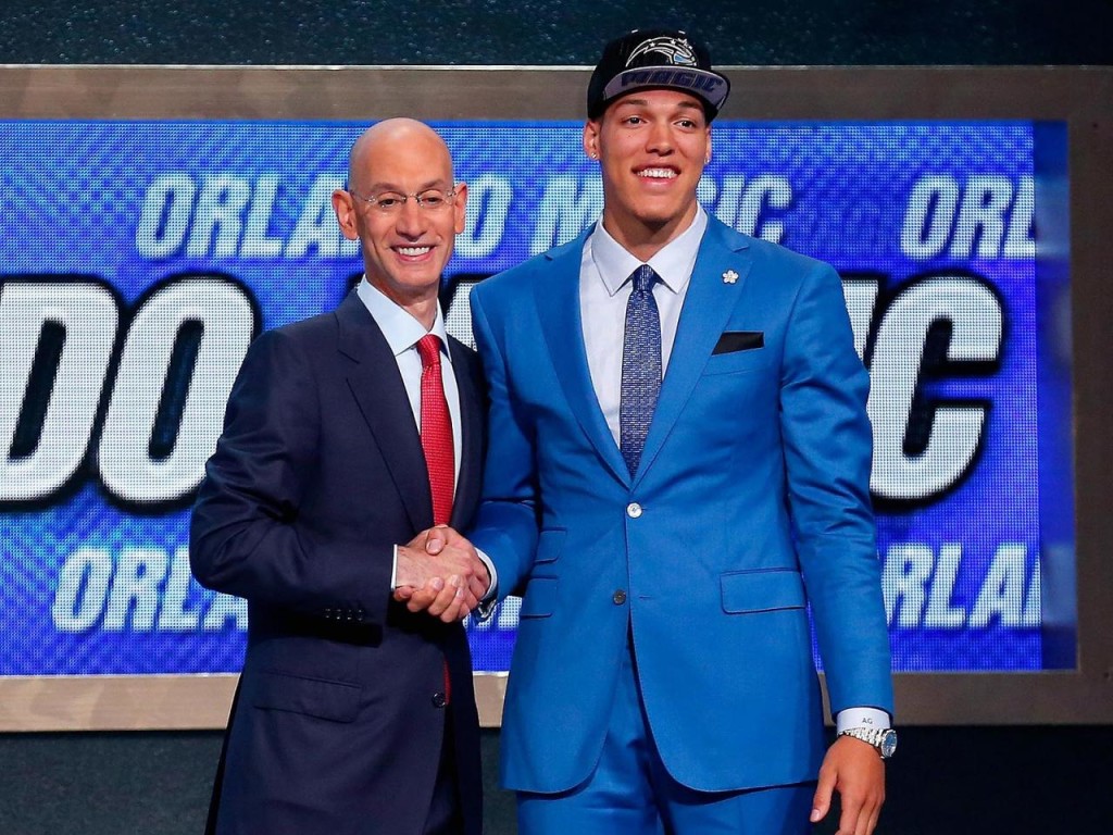 #4 Overall Pick Aaron Gordon Drafted By The Orlando - Aaron Gordon Draft Suit , HD Wallpaper & Backgrounds