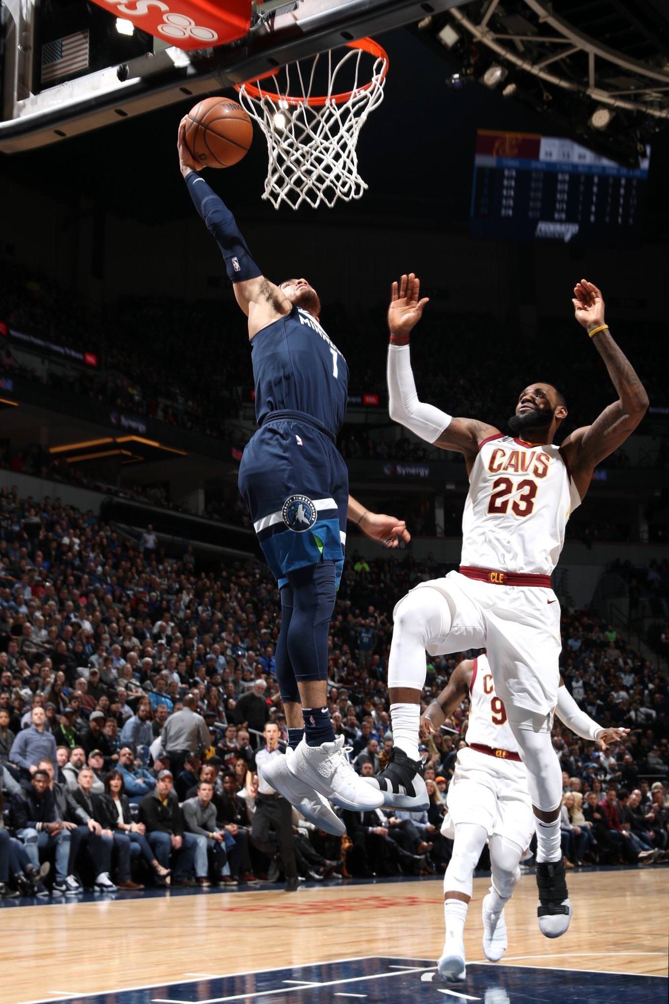 This Has Been My Wallpaper For Too Long, I Need Tyus - Tyus Jones Lebron James , HD Wallpaper & Backgrounds