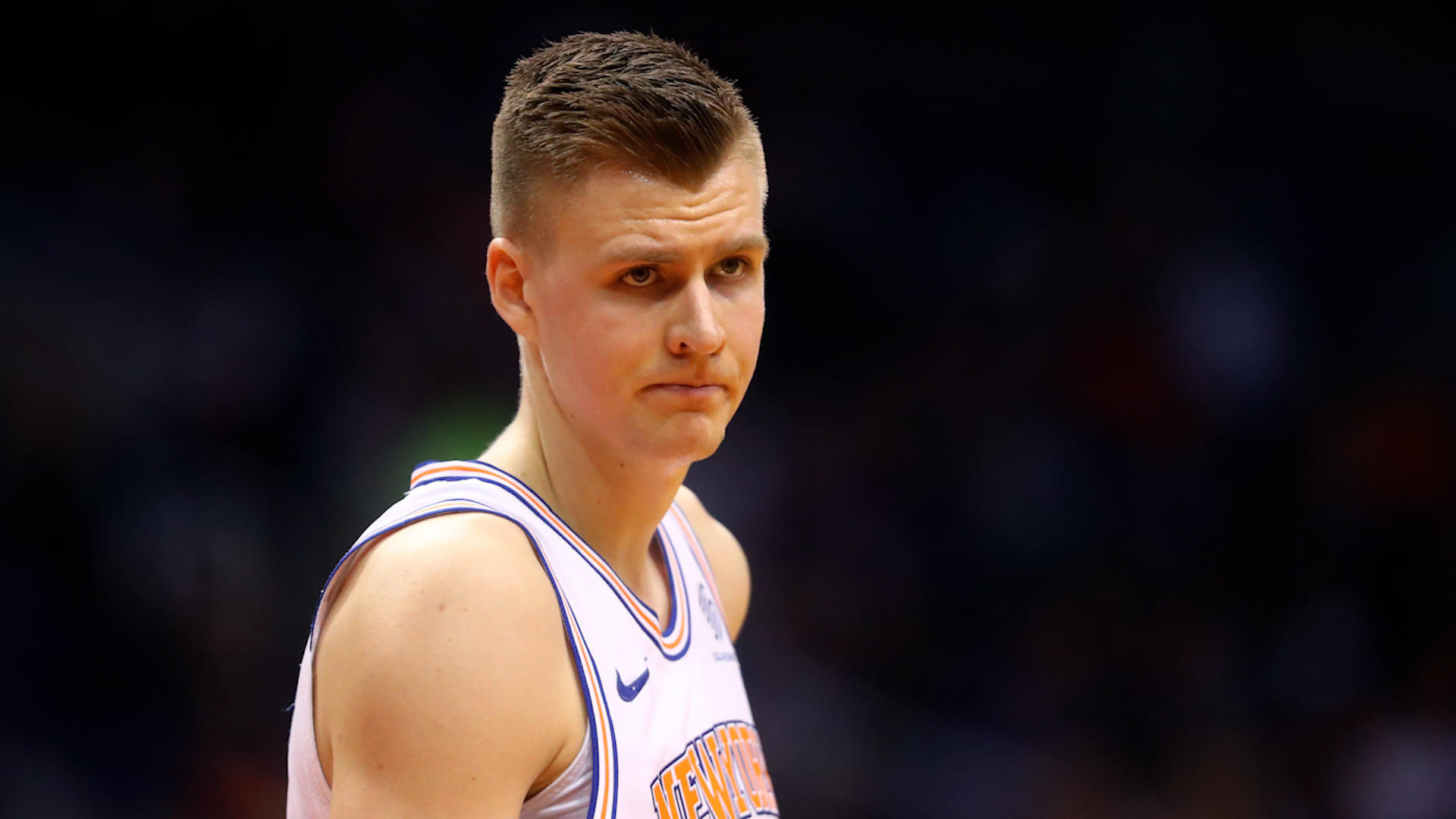 Mavericks Agree To Trade With Knicks For Kristaps Porzingis - Player , HD Wallpaper & Backgrounds