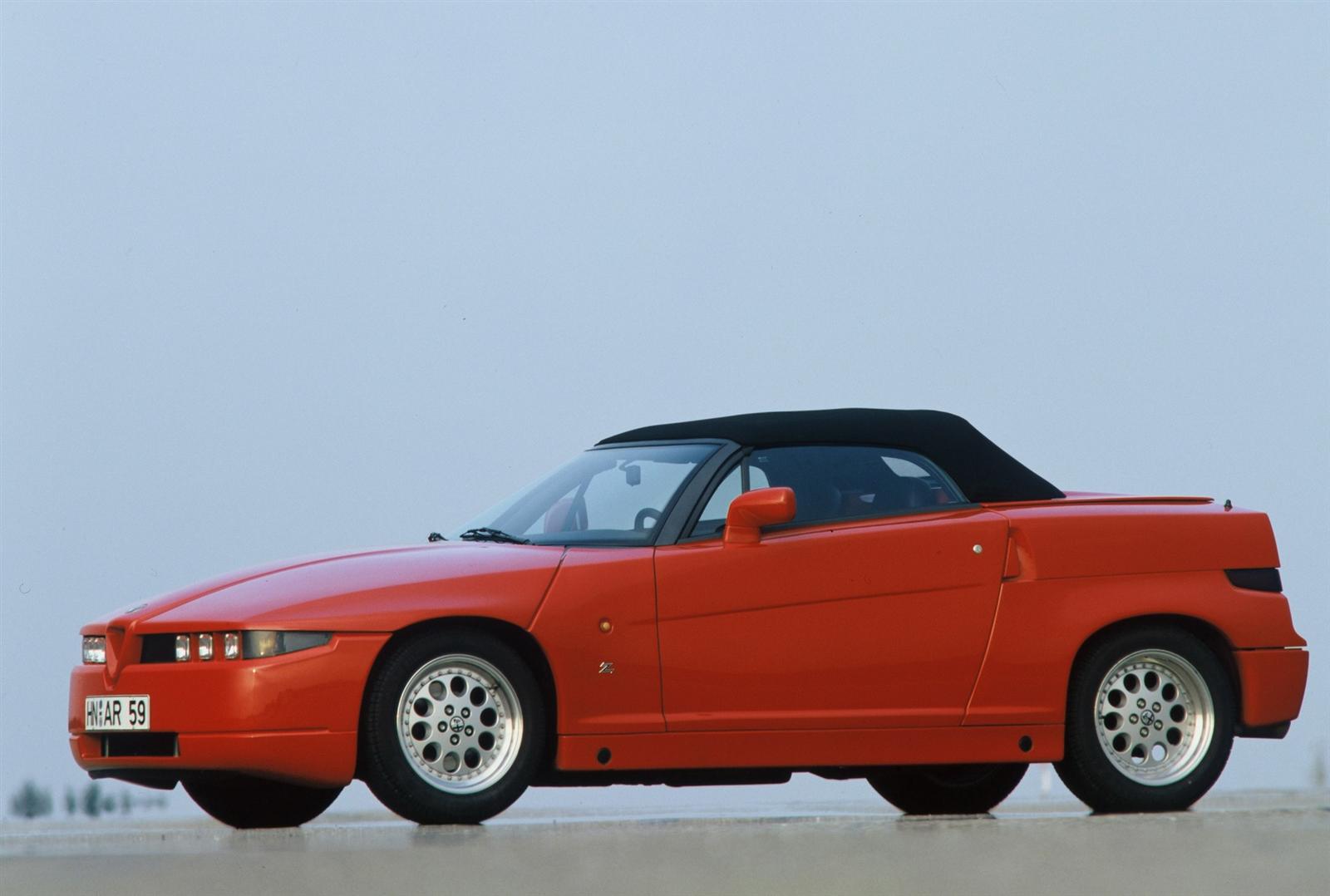 Alfa Romeo Sz Wallpaper - Alfa Romeo Sz Rz , HD Wallpaper & Backgrounds