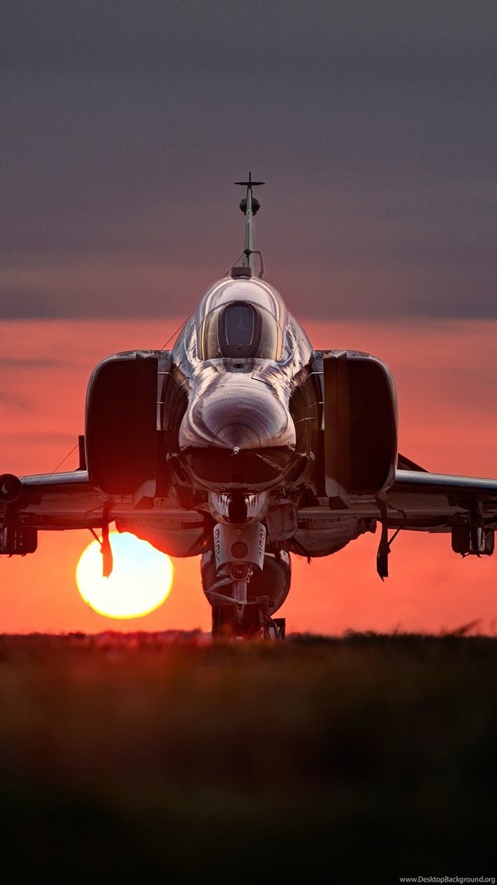 Fullscreen - F4 Phantom Sunset , HD Wallpaper & Backgrounds