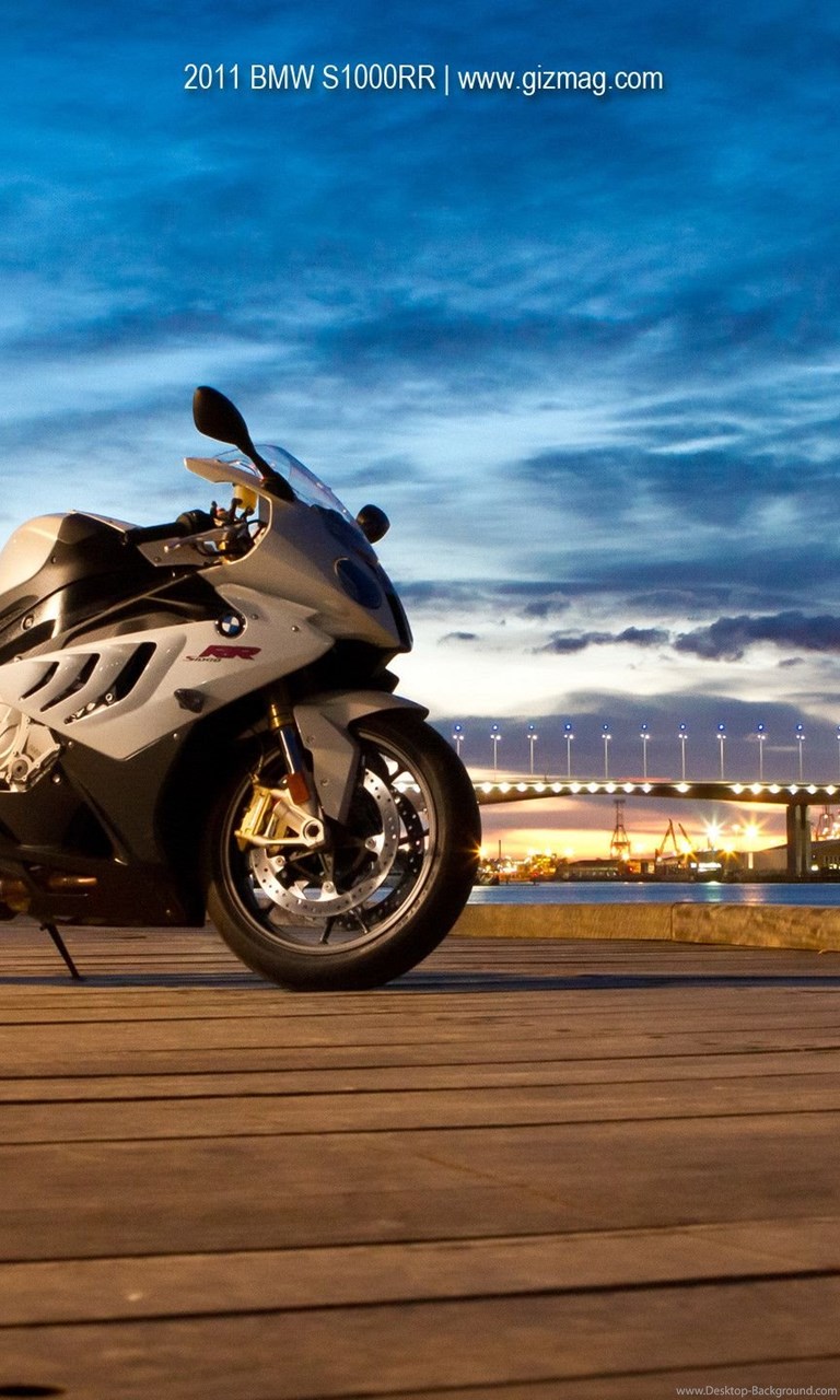 BMW s1000rr сзади
