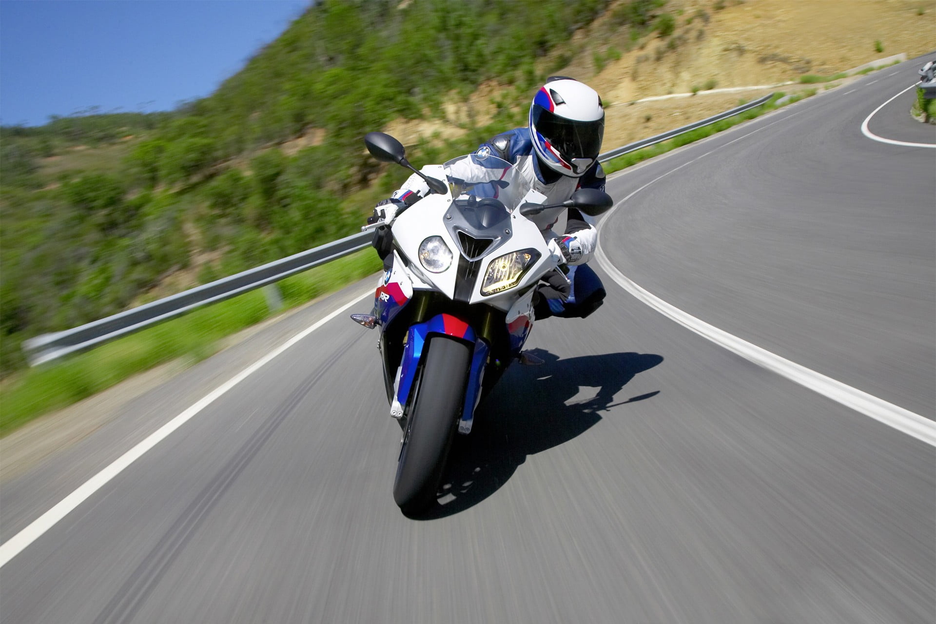 White And Blue Sports Bike, S1000rr, Bmw, Motorcycle, - Harga Bmw S1000rr 2018 , HD Wallpaper & Backgrounds