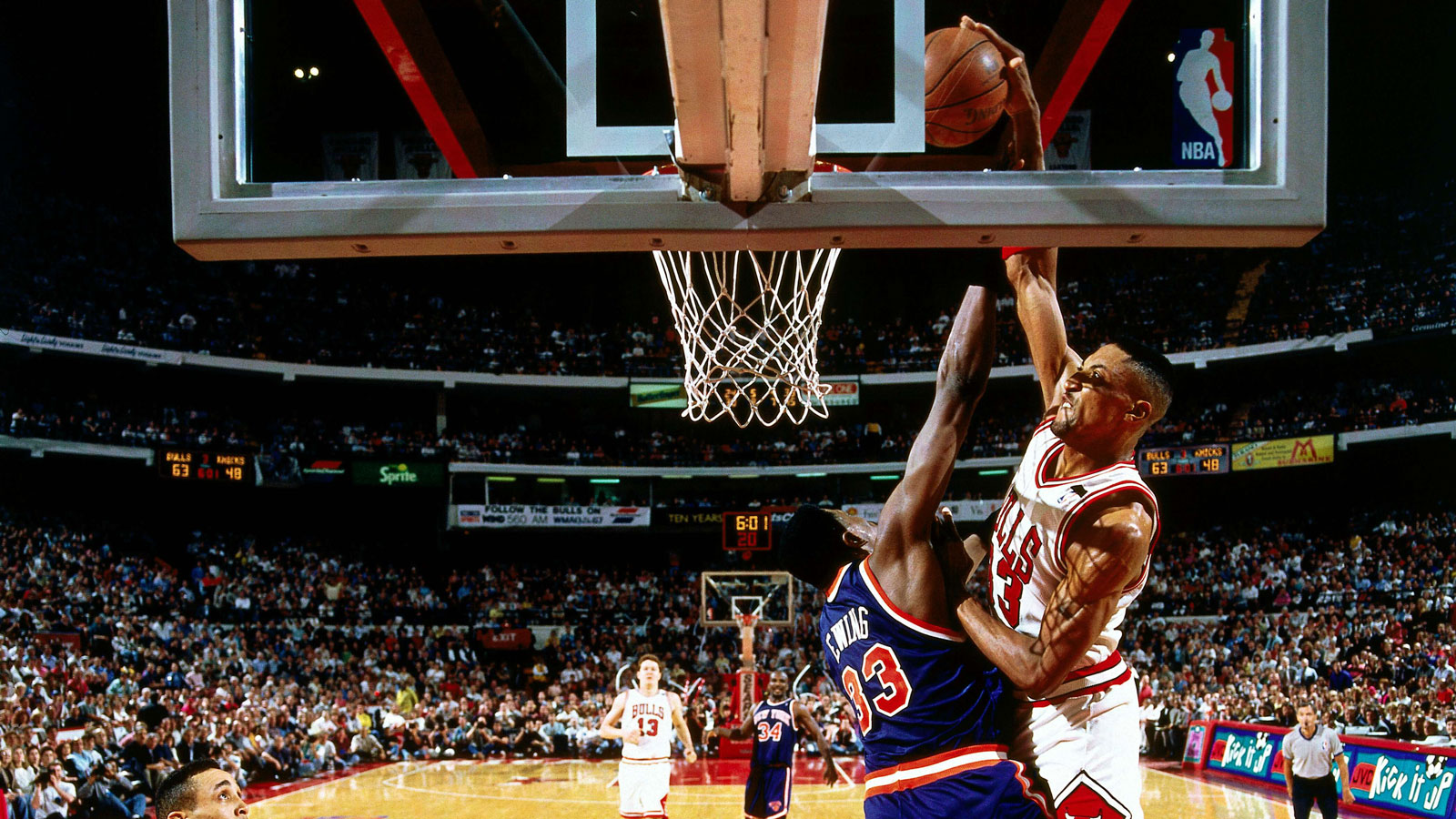 Pippen Over Ewing , HD Wallpaper & Backgrounds
