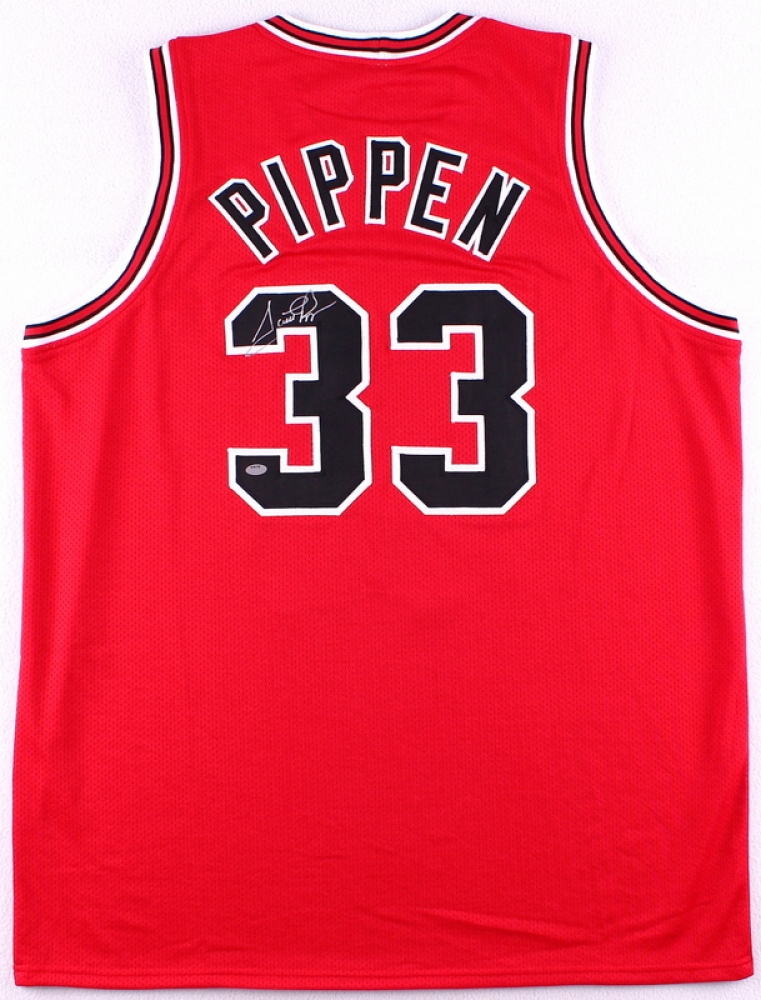 Scottie Pippen Signed Bulls Jersey - Sports Jersey , HD Wallpaper & Backgrounds