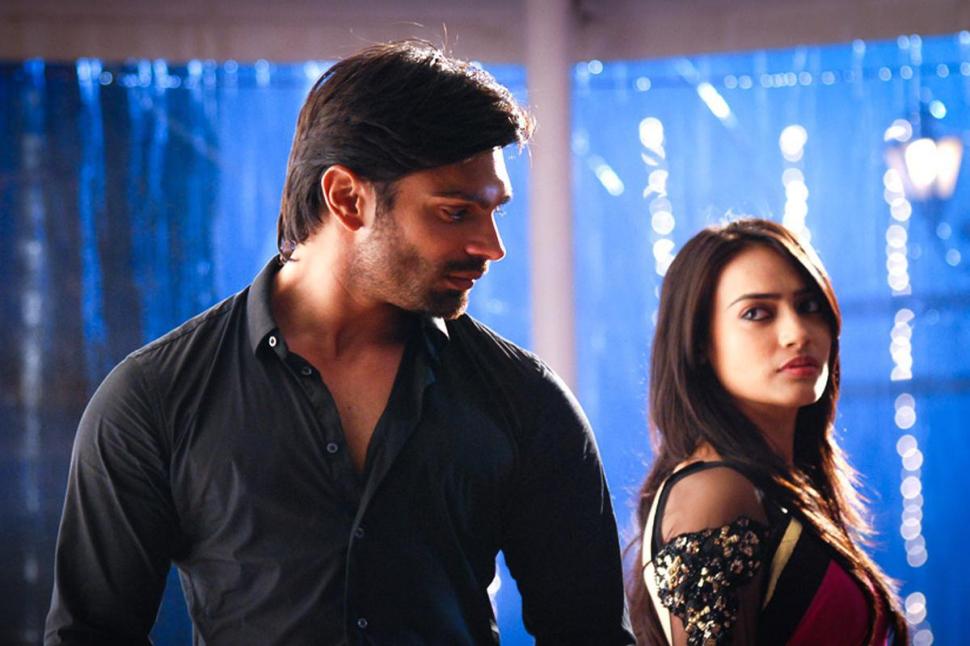 Beautiful Asad And Zoya Hd Wallpaper - Asad Zoya Hd Wallpaper Download , HD Wallpaper & Backgrounds