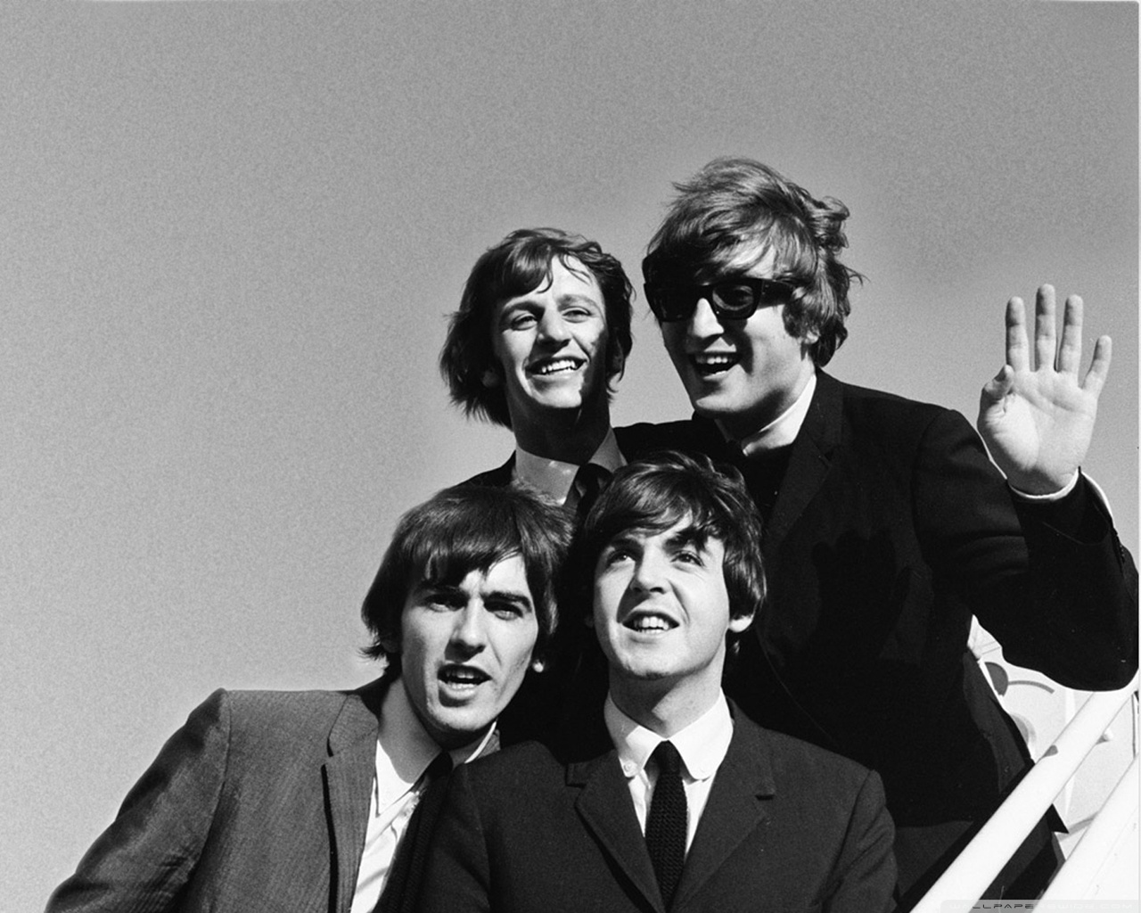 The Beatles Pop Rock Music Wallpaper - Beatles Now On Itunes , HD Wallpaper & Backgrounds