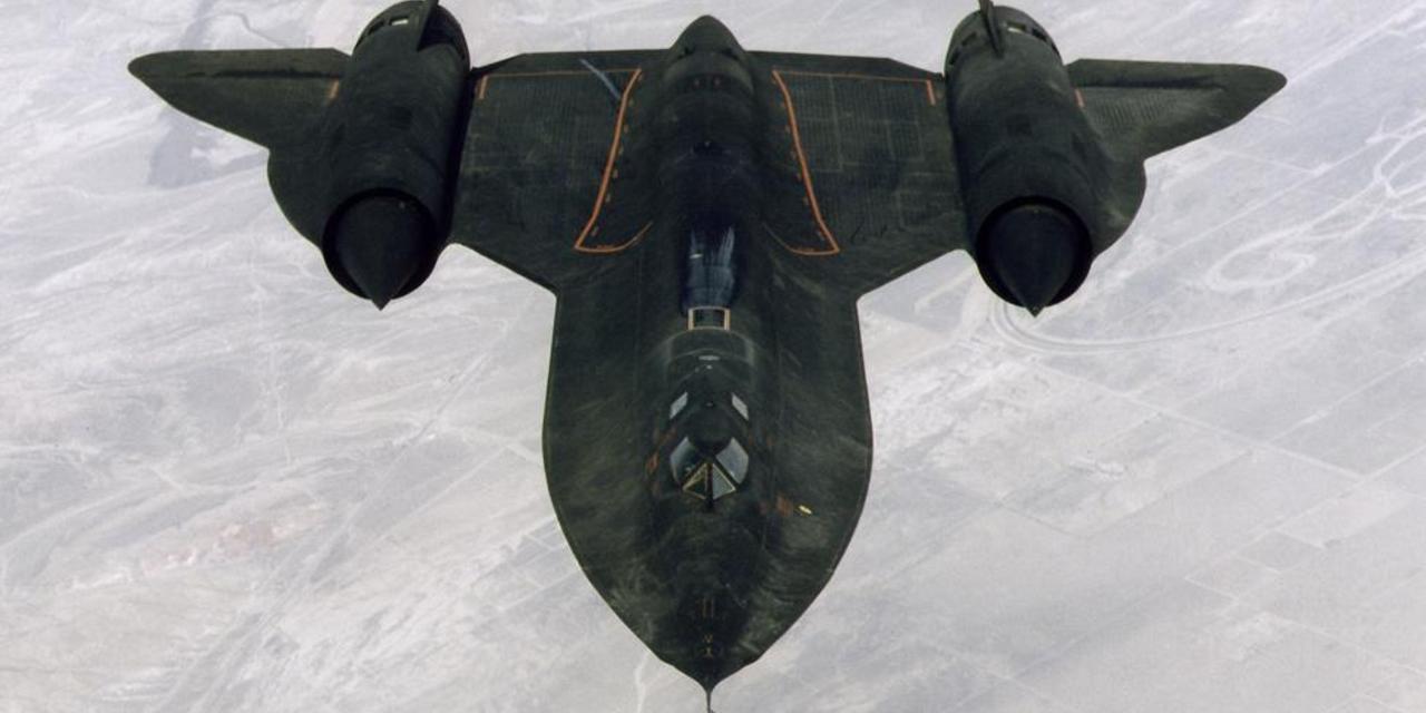 Lockheed Sr-71 Blackbird Wallpaper Hd - Sr 71 Blackbird , HD Wallpaper & Backgrounds