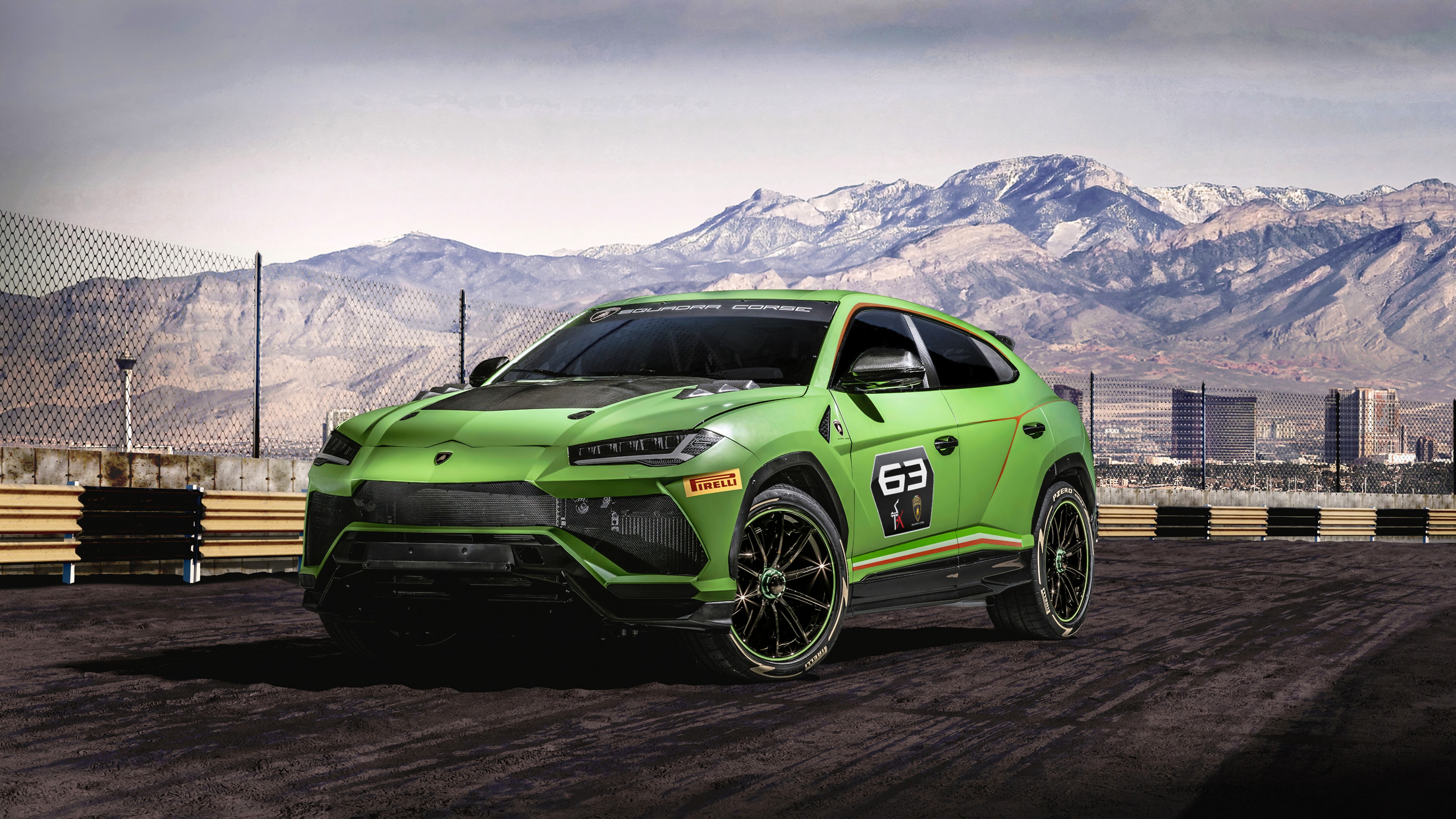 Landscape Portrait - Lamborghini Urus , HD Wallpaper & Backgrounds