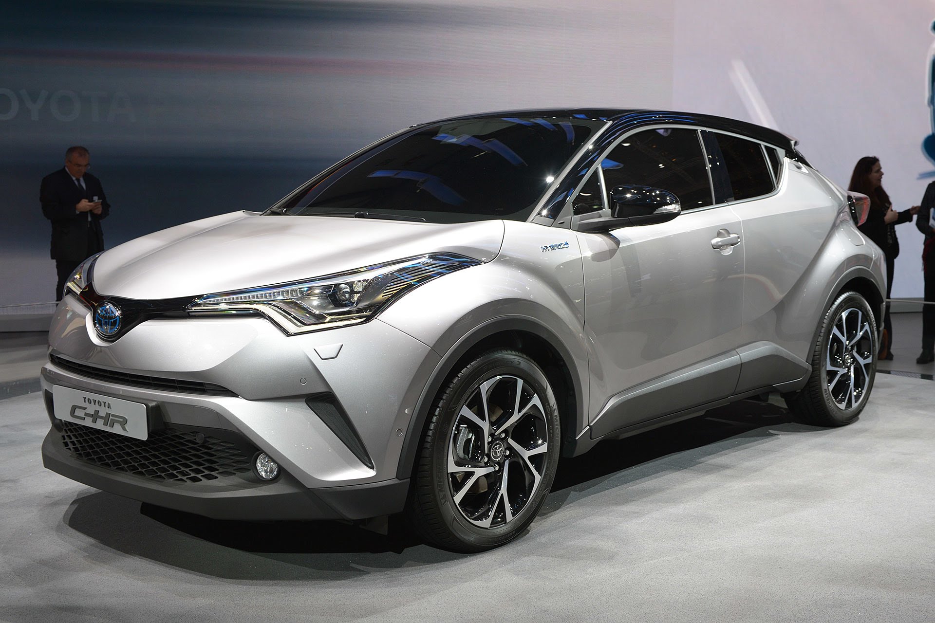 Toyota C-hr Desktop Wallpapers - Toyota Chr Hybrid 2016 , HD Wallpaper & Backgrounds