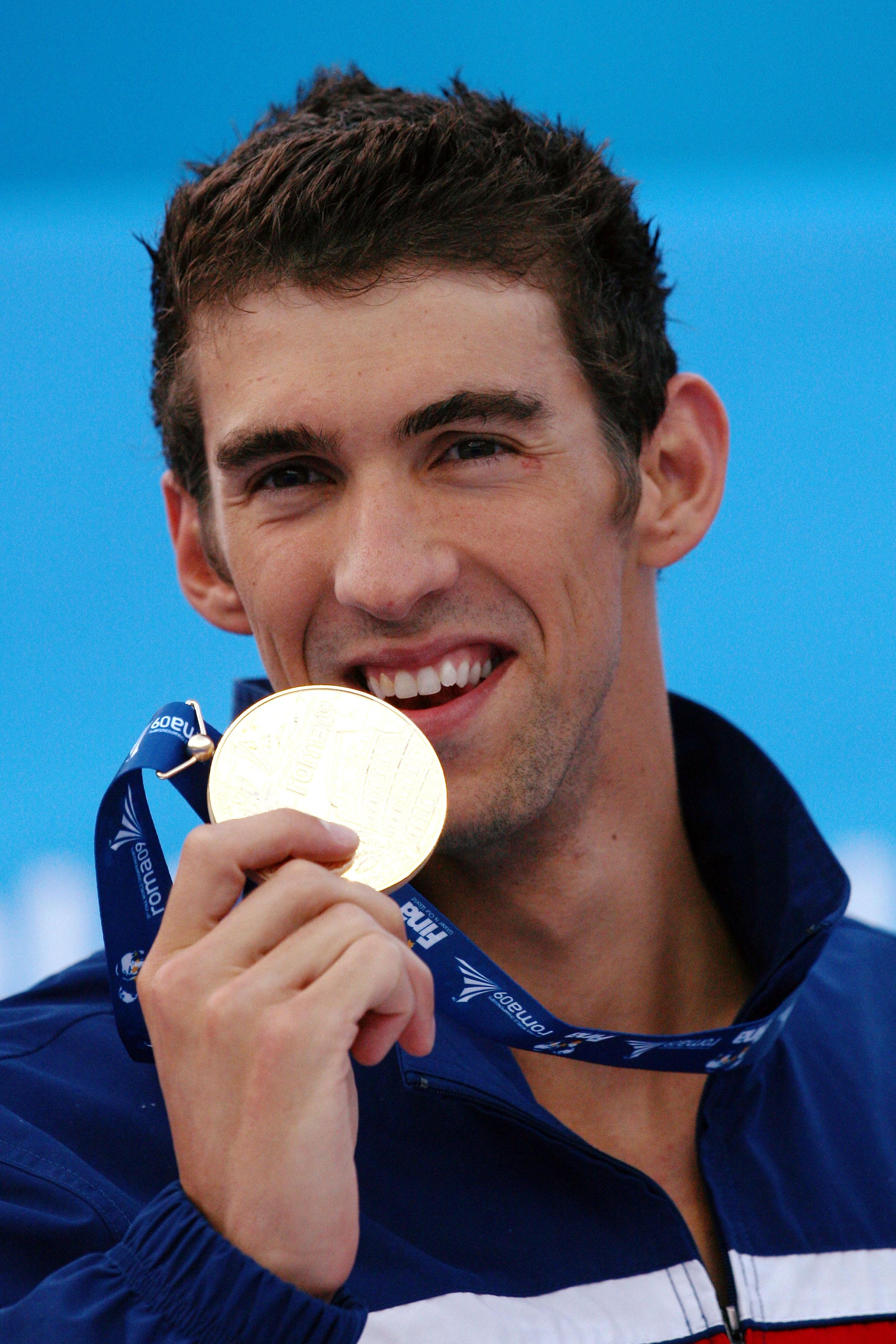 Michael Phelps Wallpaper - Michael Phelps 2009 Olympics Medals , HD Wallpaper & Backgrounds