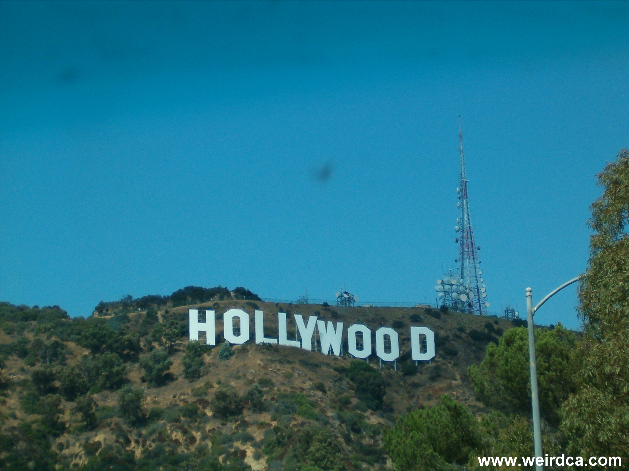 The Hollywood Sign Has A Dark Secret Of Suicide - Hollywood Sign , HD Wallpaper & Backgrounds