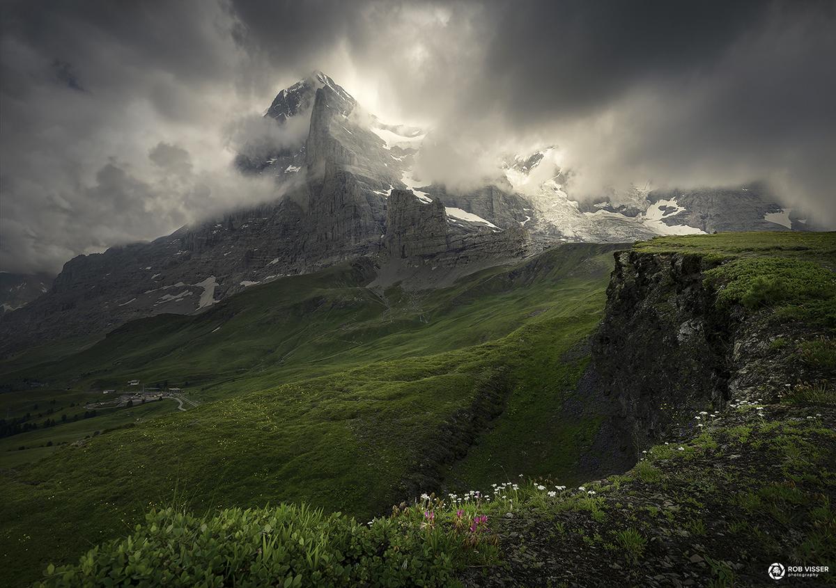 Face Of The Eiger, Eiger North Face In The Switzerland - Summit , HD Wallpaper & Backgrounds