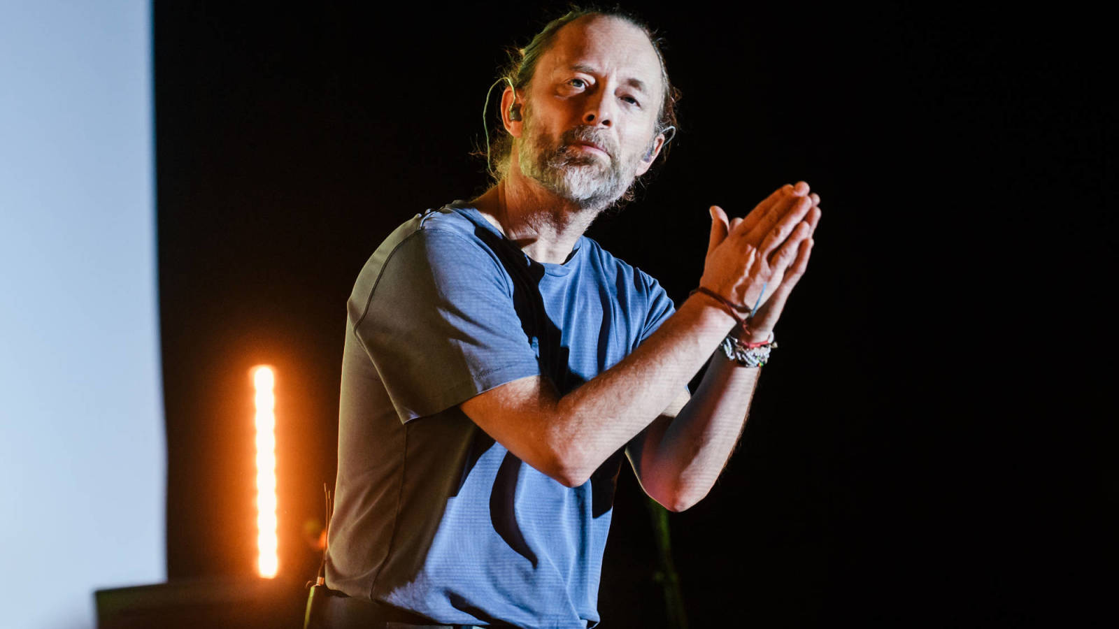 The Ultimate Thom Yorke Playlist - Rock Concert , HD Wallpaper & Backgrounds