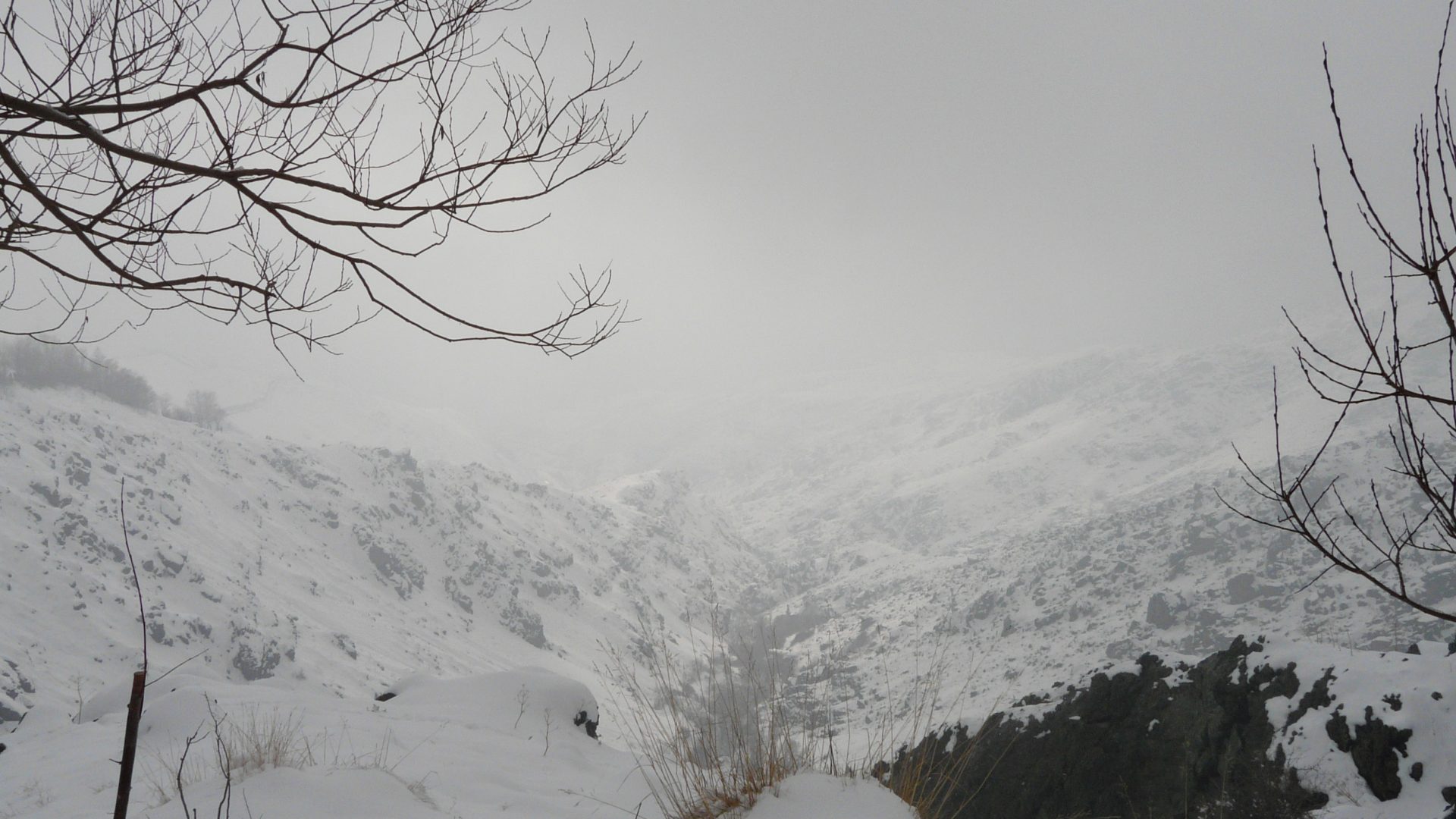 Kolakchal Tehran Wallpaper Spring Mountains For Hd - Snow , HD Wallpaper & Backgrounds