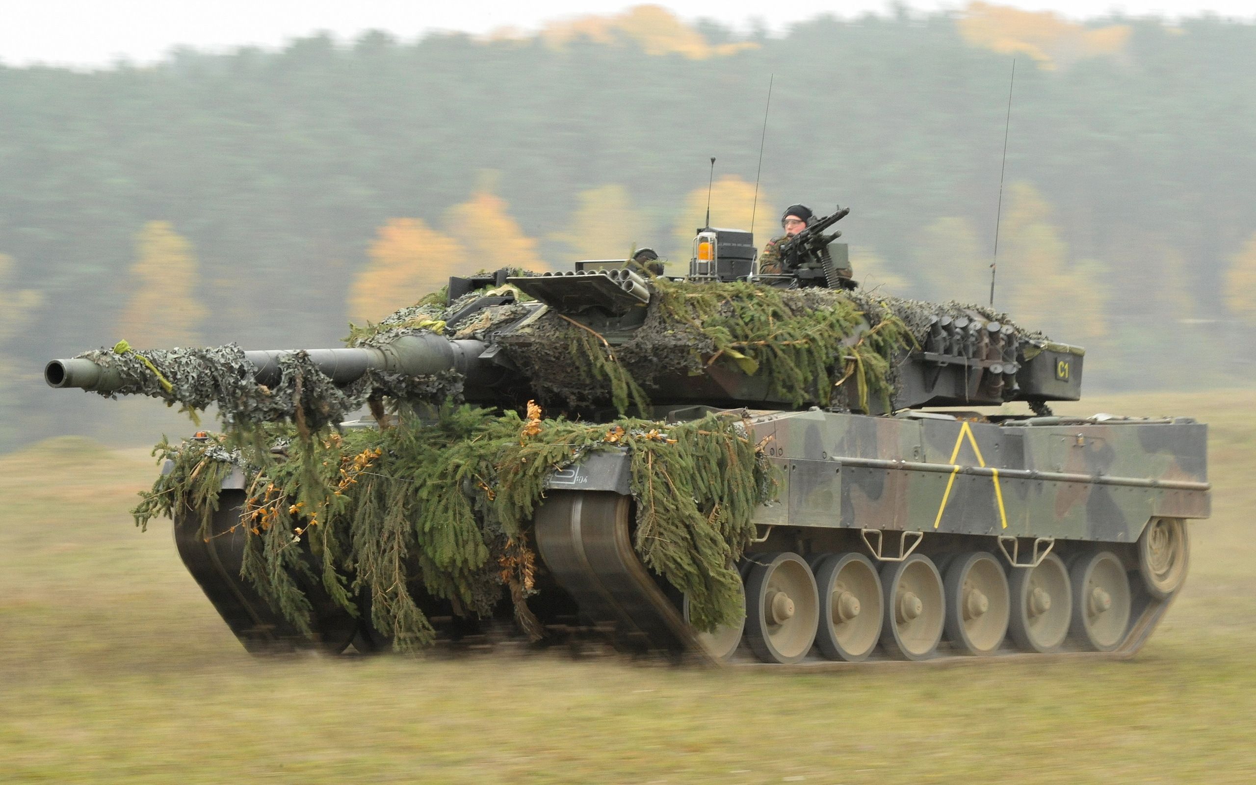 German Leopard Tank , HD Wallpaper & Backgrounds