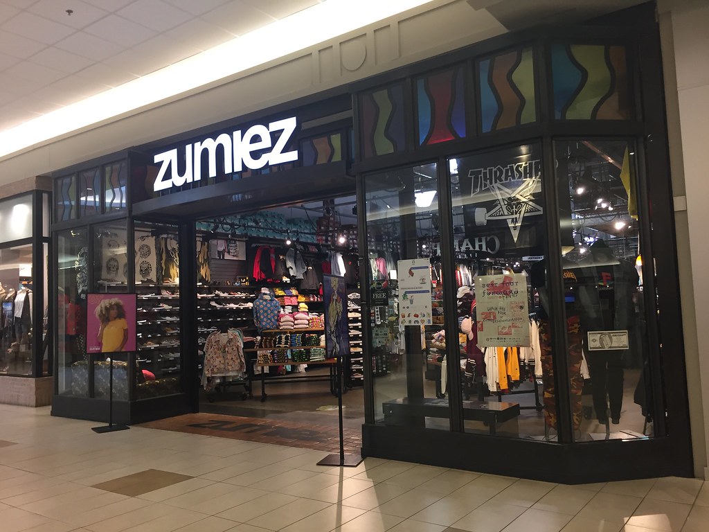 By Justinthedog2 Zumiez - Zumiez Store , HD Wallpaper & Backgrounds