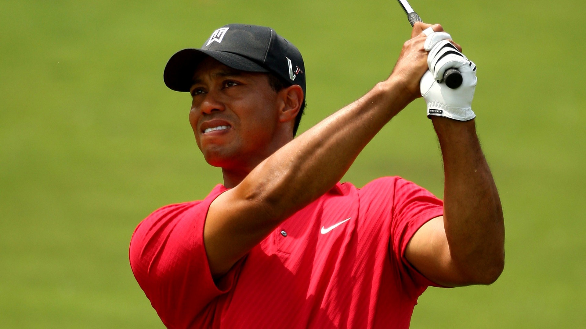 Tiger Woods Wallpaper - Tiger Woods , HD Wallpaper & Backgrounds