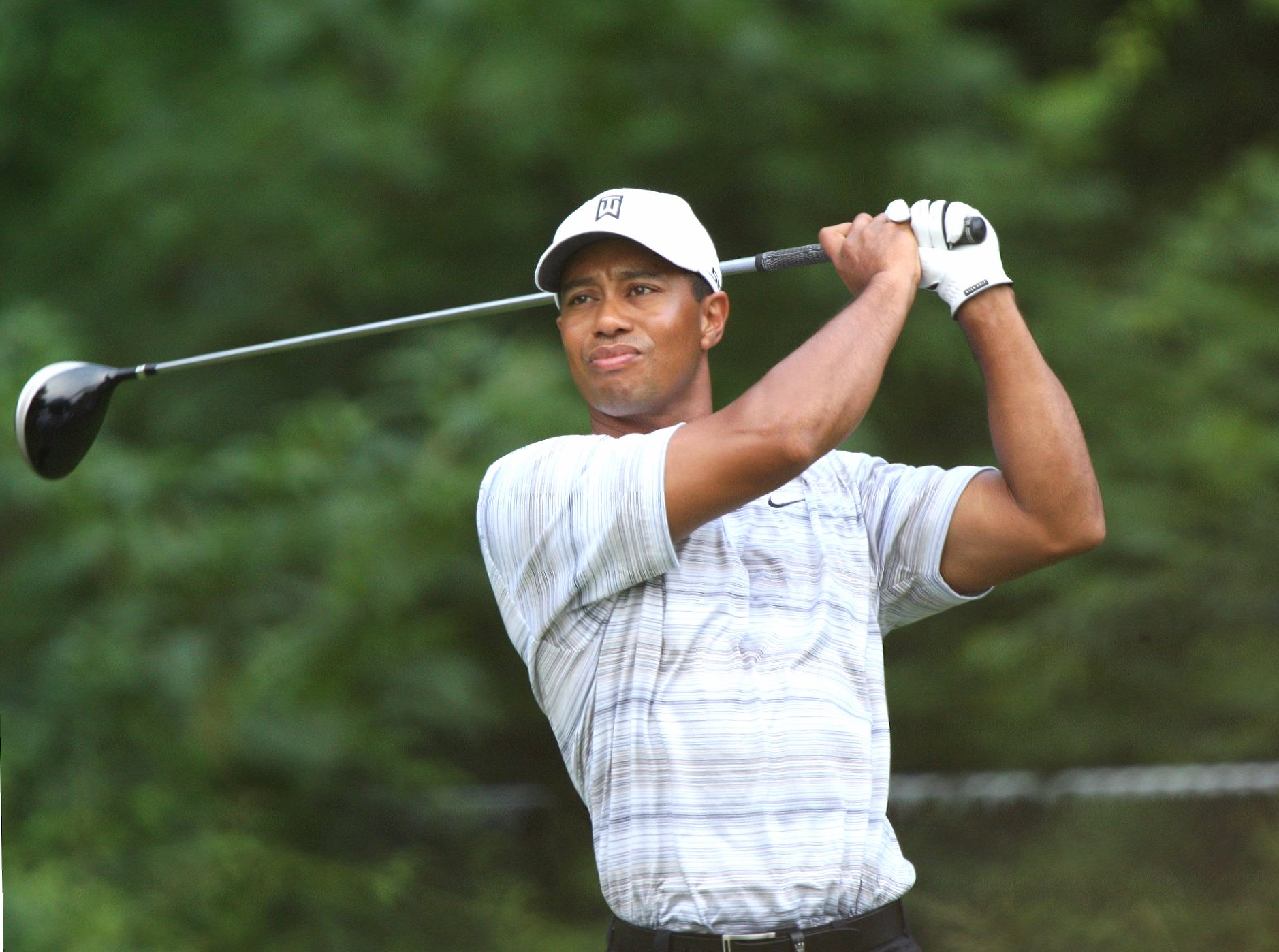 Tiger Woods Wallpapers Hd Quality - Golf Player , HD Wallpaper & Backgrounds