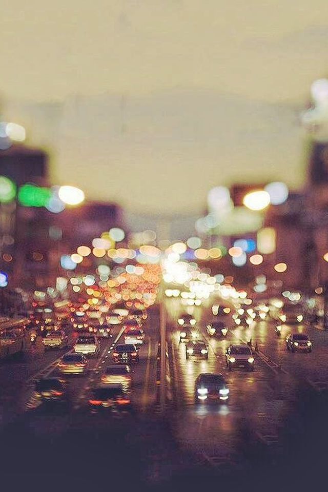 City Traffic Evening Tilt Shift Iphone 4s Wallpaper - Bokeh City , HD Wallpaper & Backgrounds