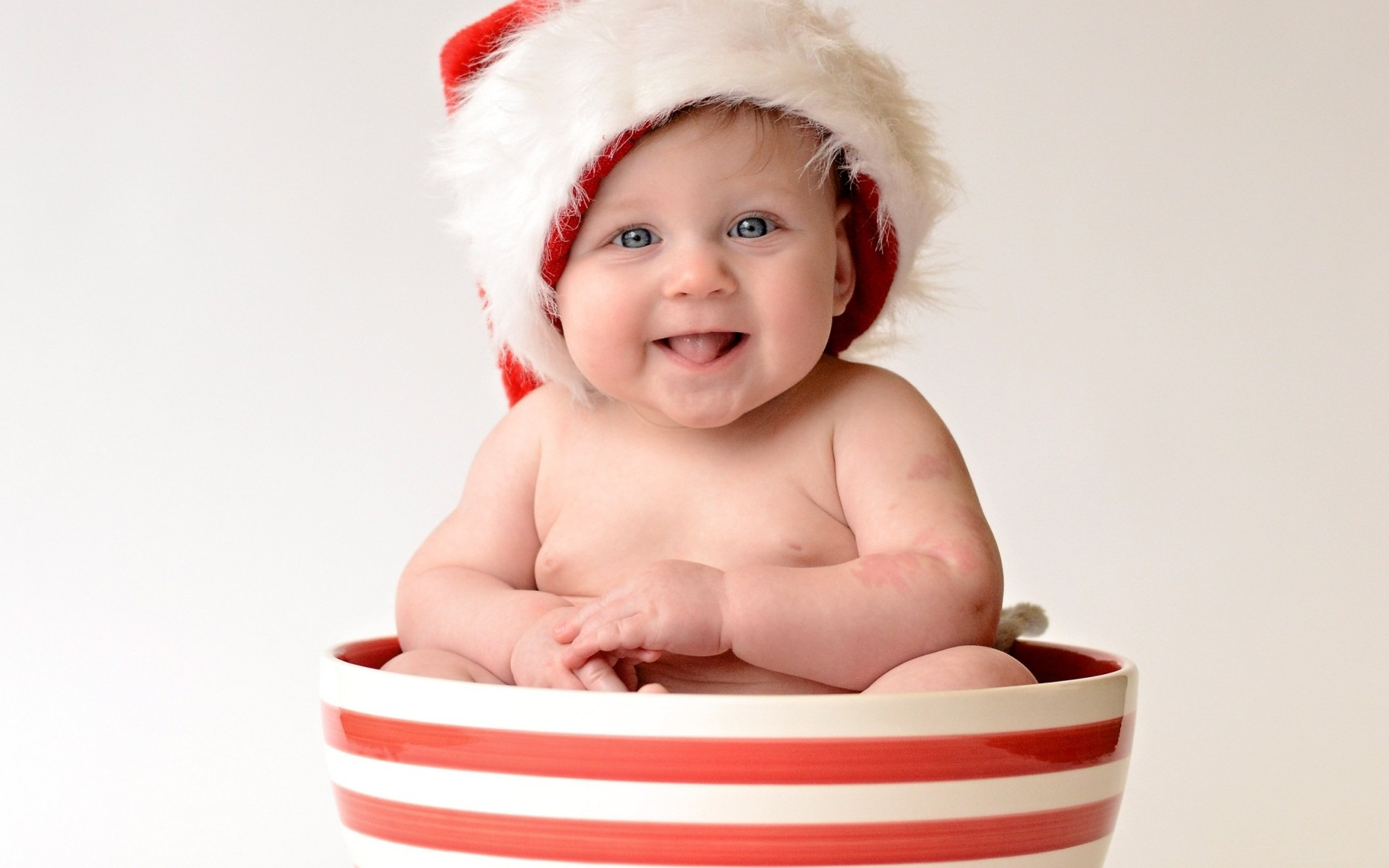 Newborn Baby Boy Pictures Wallpapers - Baby Smile Images Hd , HD Wallpaper & Backgrounds