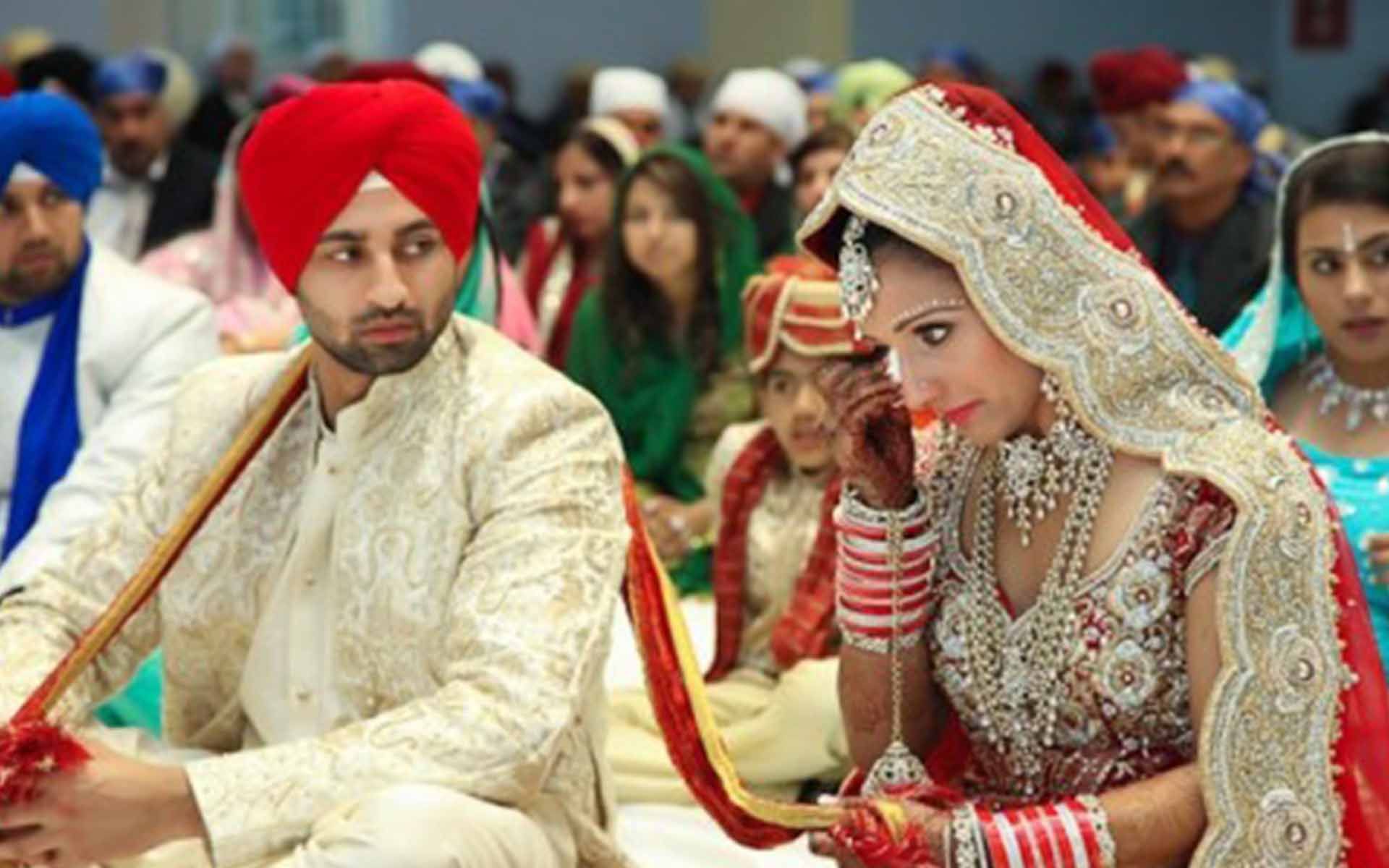 Punjabi Wedding Couple Hd Pics - Punjabi Bride And Groom , HD Wallpaper & Backgrounds