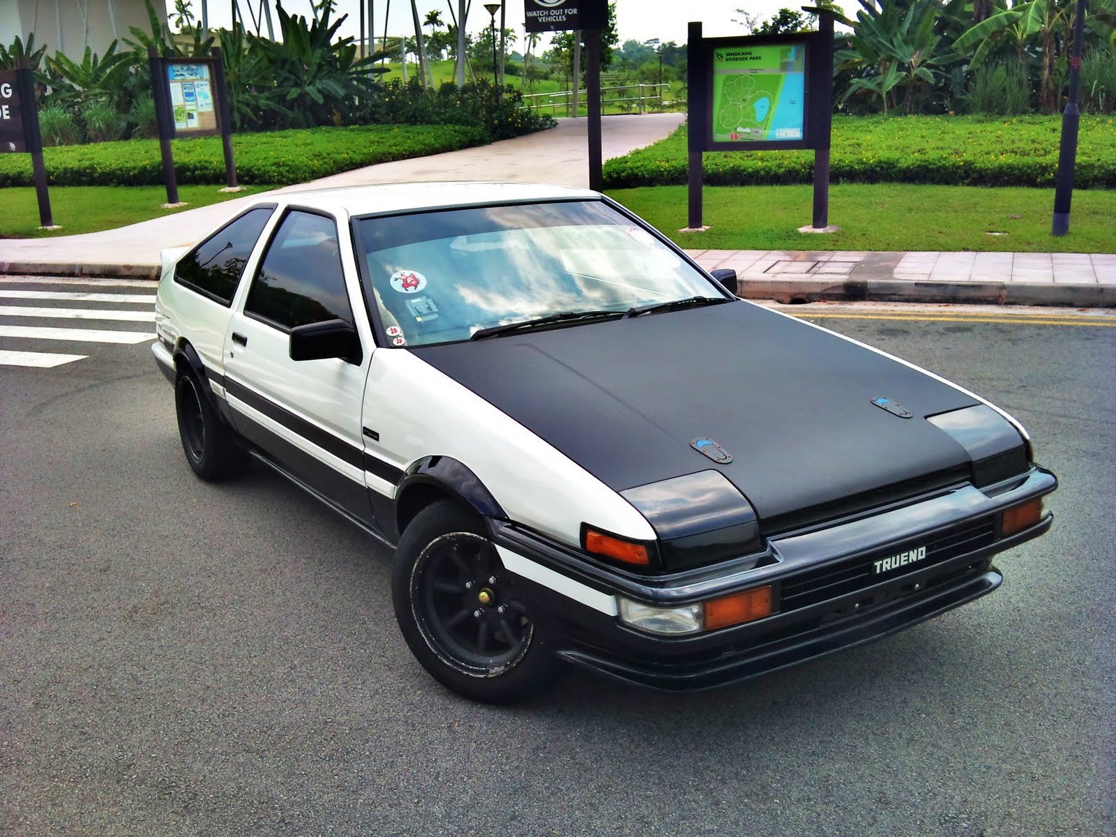 Ae86 Wallpaper Hd - Ae86 Toyota Corolla Sprinter Trueno , HD Wallpaper & Backgrounds