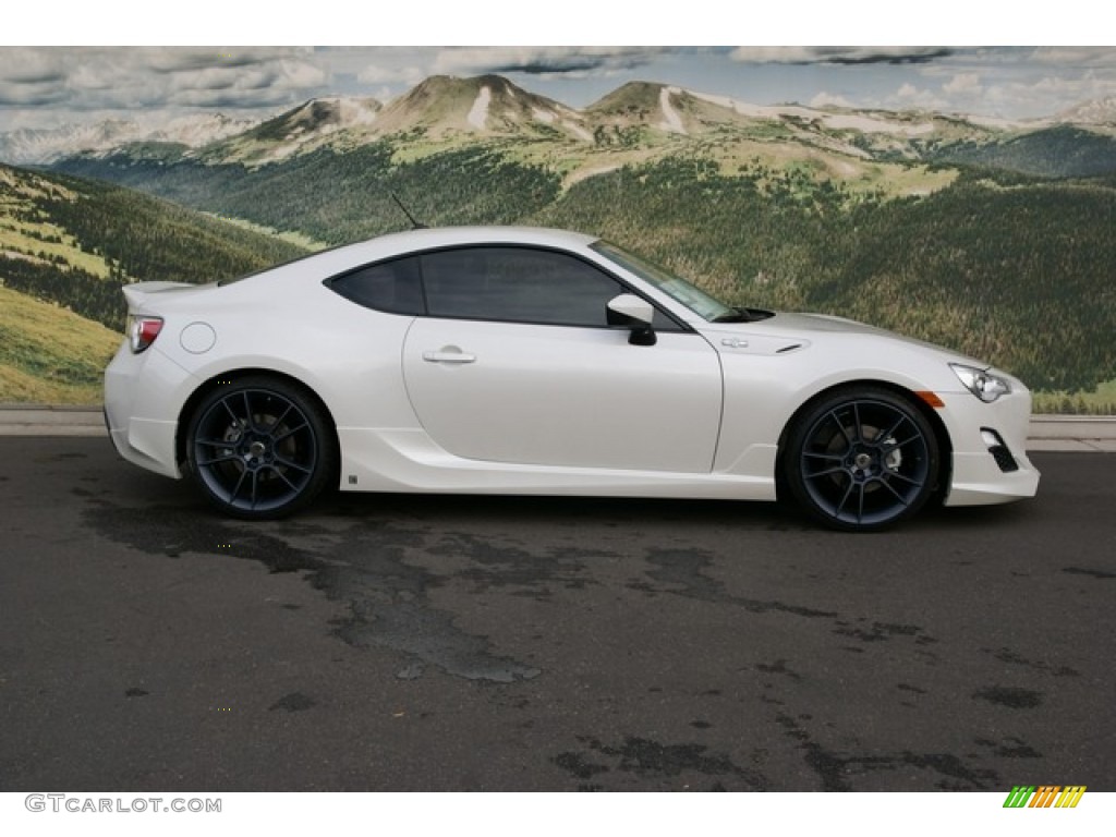 White Scion Frs Wallpaper Scion Frs White Slammed Wallpaper - Scion Frs White With Black Rims , HD Wallpaper & Backgrounds