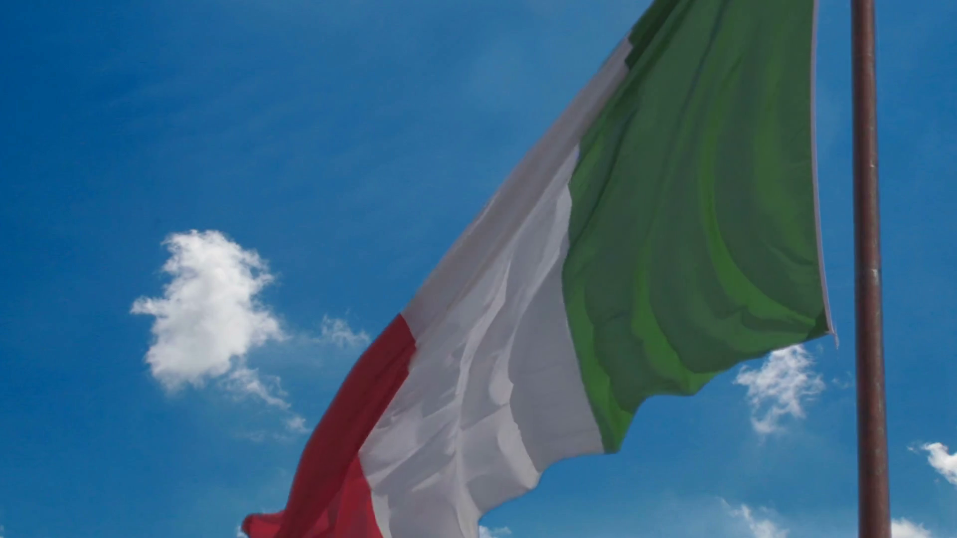 Italian National Flag Against Blue Sky Background, - Flag , HD Wallpaper & Backgrounds