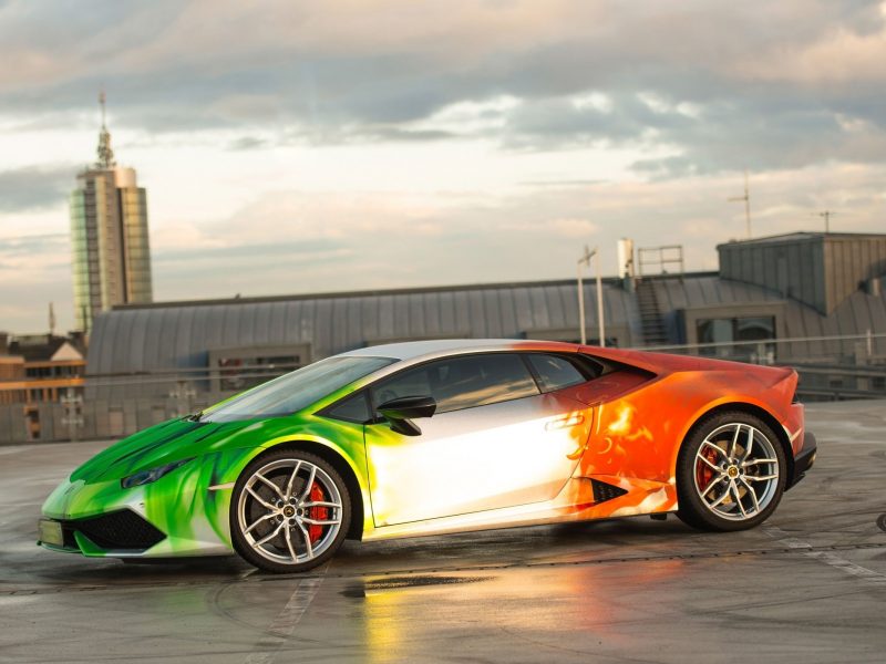 Lamborghini Huracan Tricolor Car Image - Lamborghini Huracan Best Wrap , HD Wallpaper & Backgrounds