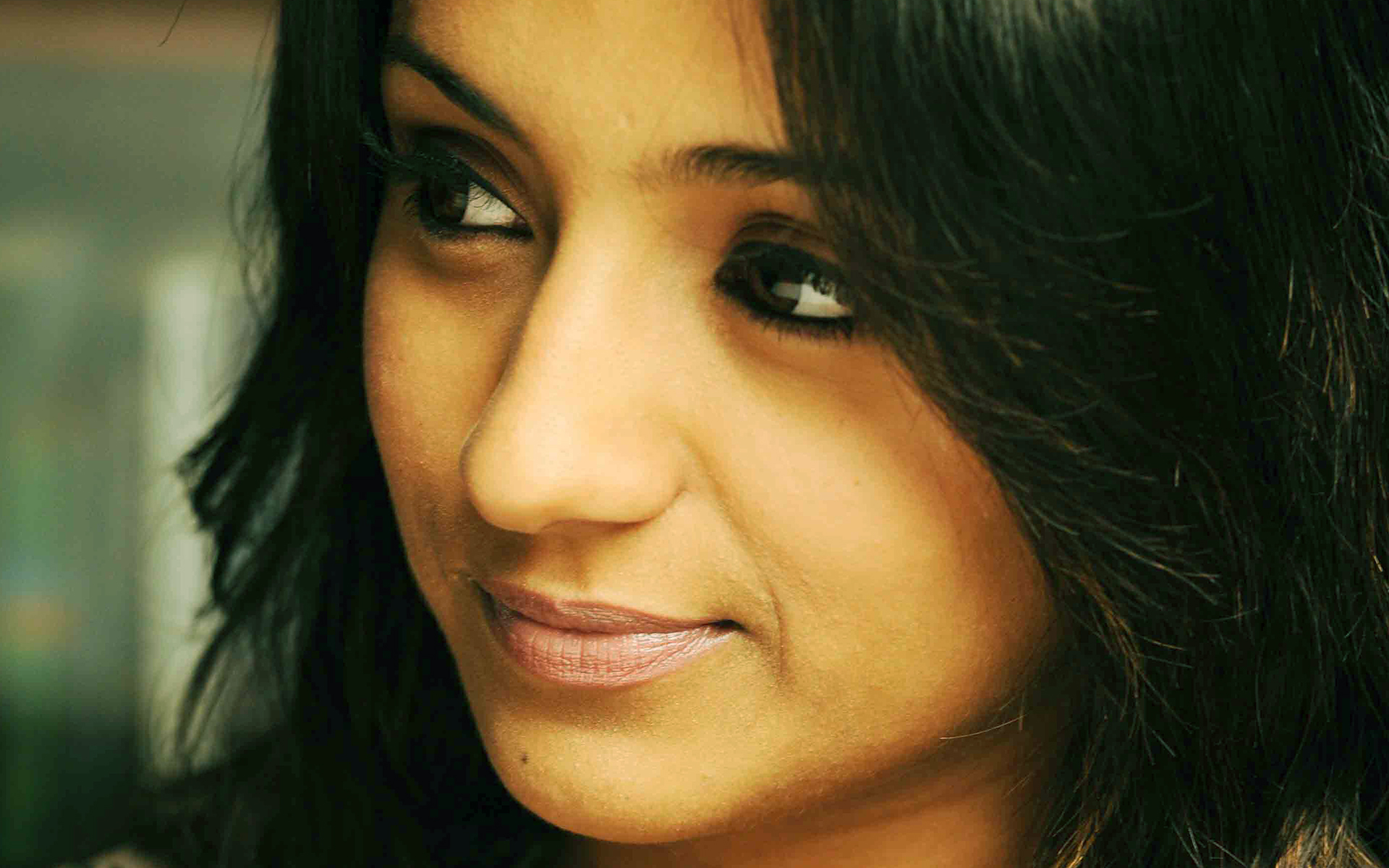 Trisha Krishnan Hd Wallpaper - Ultra Hd Trisha Hd , HD Wallpaper & Backgrounds