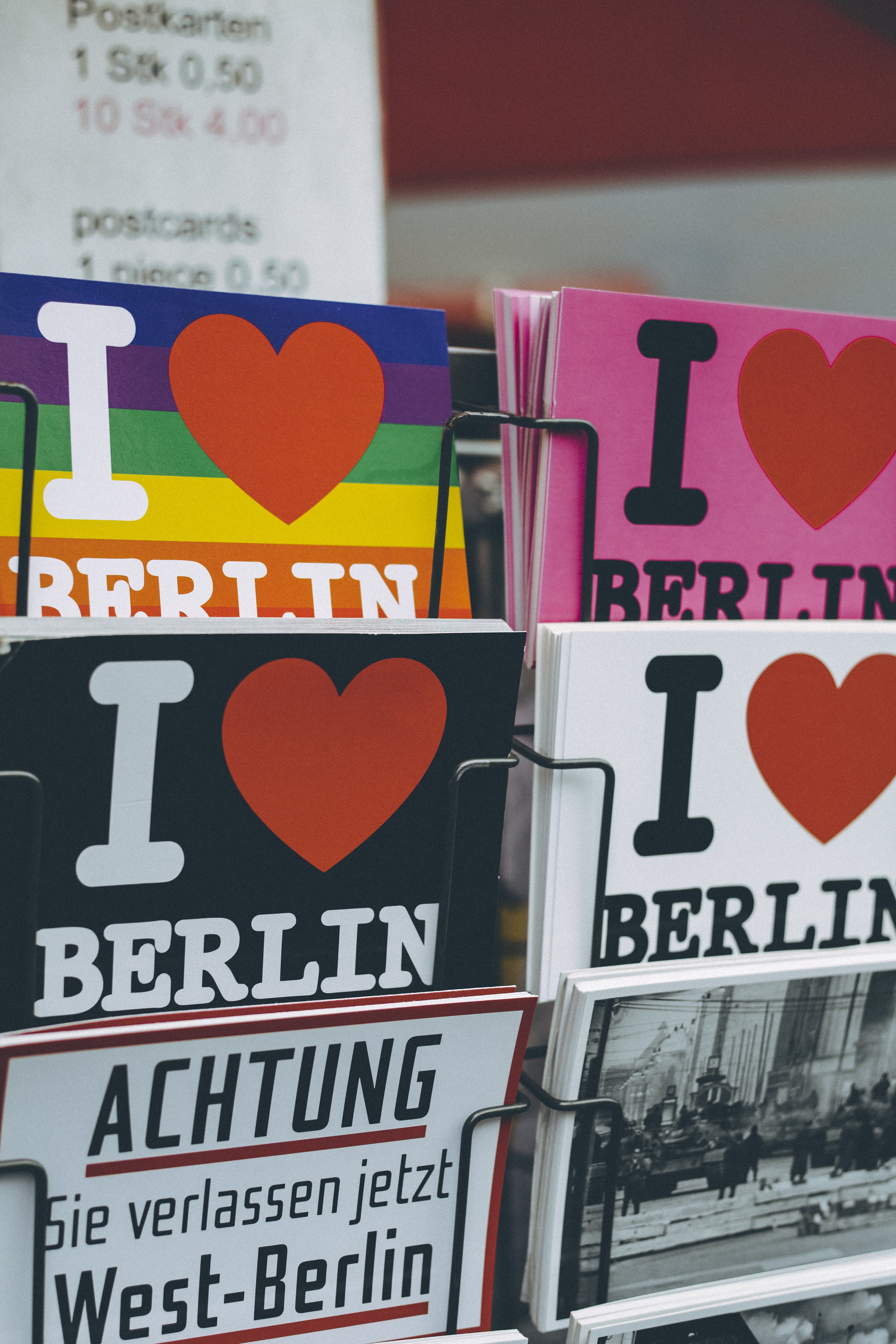 Several Gift Cards - Berlin , HD Wallpaper & Backgrounds