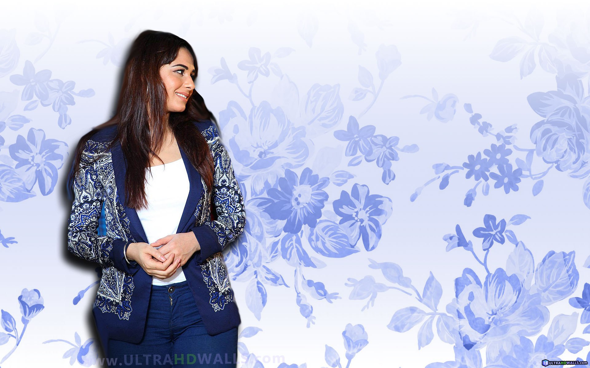 Punjabi Actress Mandy Takhar 4k Wallpapers - Blue Watercolor Flower Background , HD Wallpaper & Backgrounds