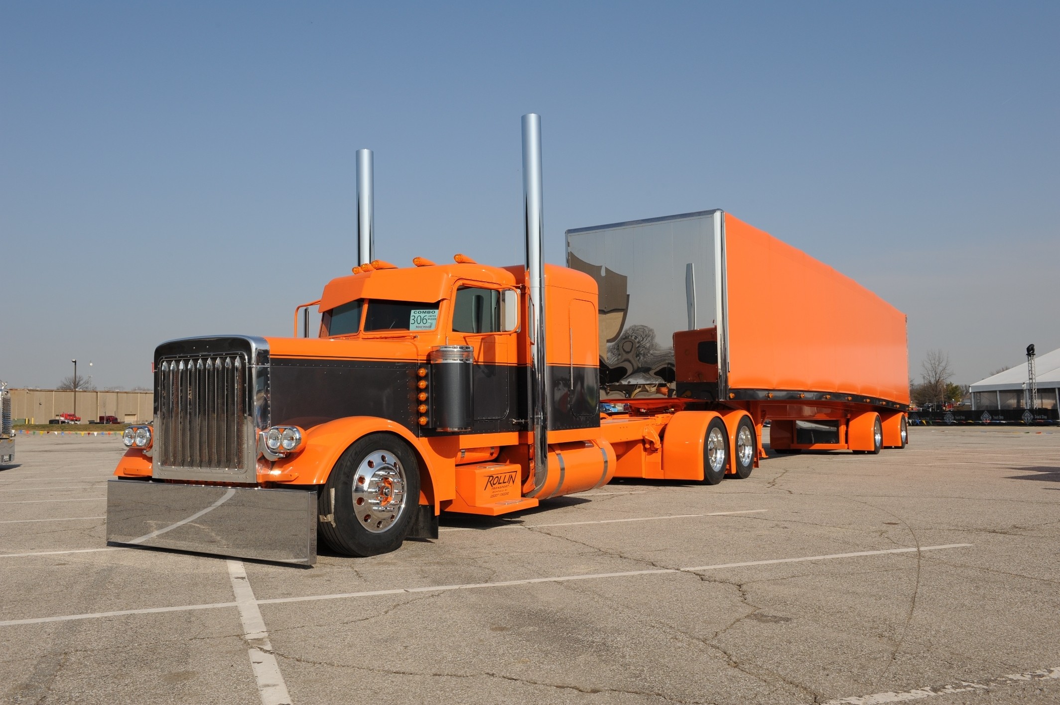 Semi Truck Wallpaper - Orange And Grey Peterbilt , HD Wallpaper & Backgrounds