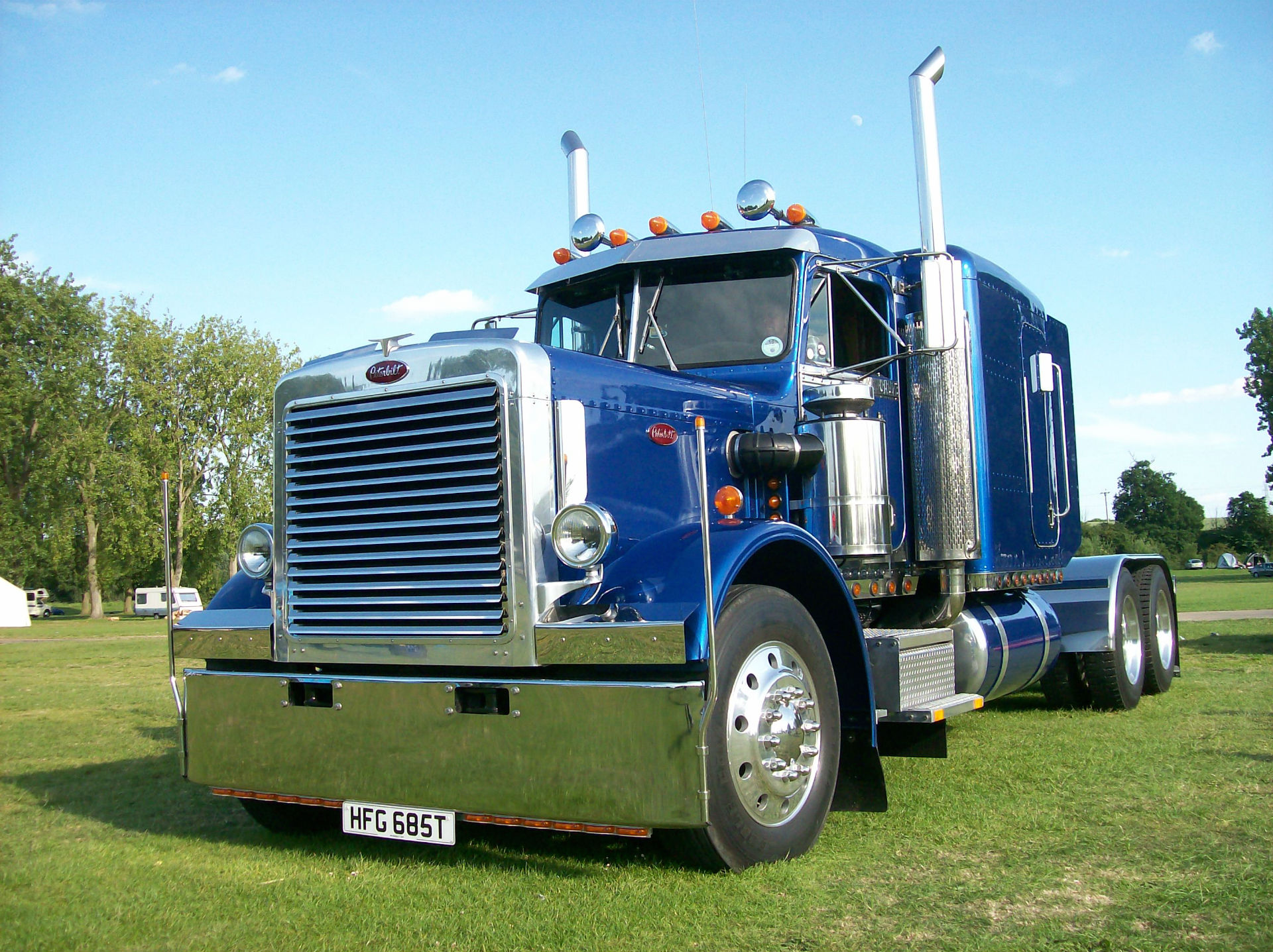 Tractor Rigs Peterbilt Semi-trucks - Blue Kenworth Truck , HD Wallpaper & Backgrounds