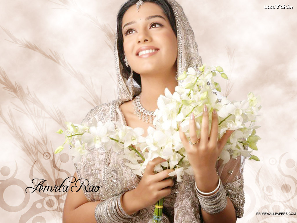 Vivah Movie Wallpaper - Amrita Rao In Saree , HD Wallpaper & Backgrounds