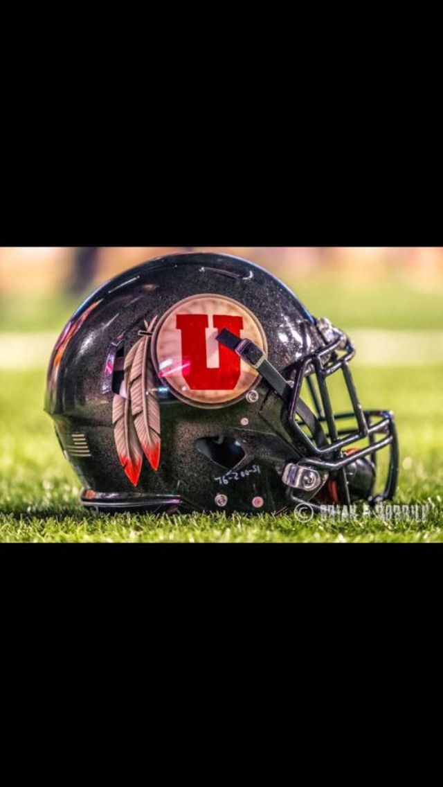 Utah Utes Wallpaper - Utah Football Helmets Hand Painted , HD Wallpaper & Backgrounds