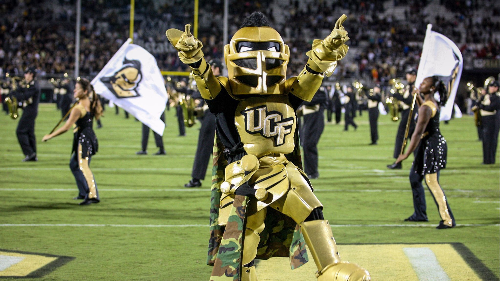 Ucf Knights Iphone Wallpaper Heart N Home Source - Ucf Knights , HD Wallpaper & Backgrounds
