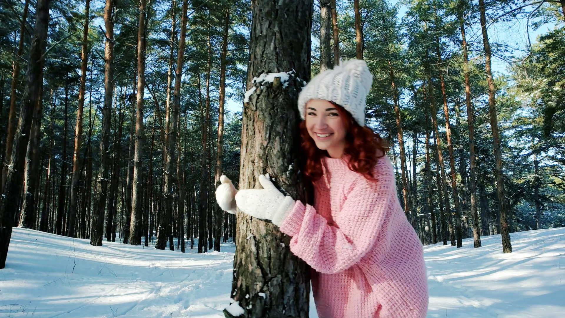 Cute Girl Walking In Winter Forest, A Woman With Red - Cute Girl In Winter , HD Wallpaper & Backgrounds