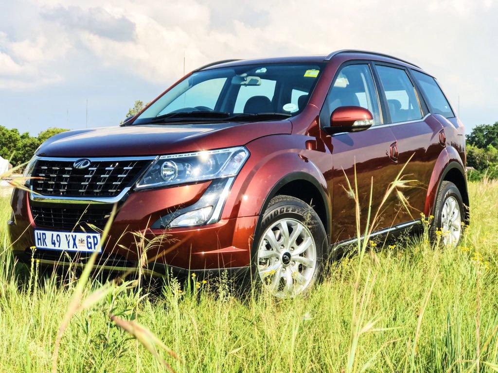 The Updated Xuv500 Retails From R299,999 - Compact Sport Utility Vehicle , HD Wallpaper & Backgrounds