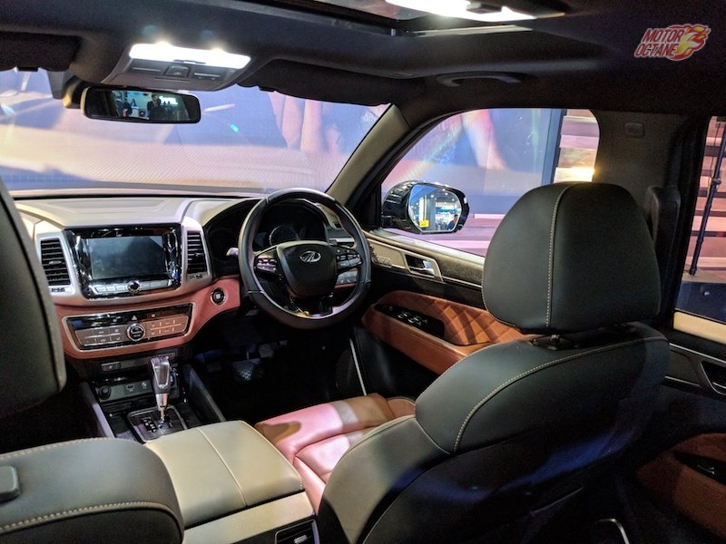 Mahindra Xuv 700 Features Mahindra Alturas G4 Suv Interior